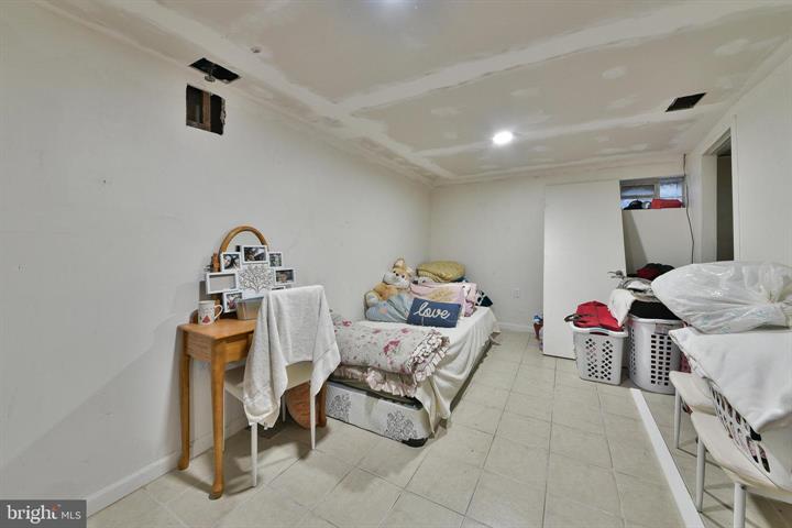 Philadelphia, Pennsylvania, 19111, United States, 4 Bedrooms Bedrooms, ,2 BathroomsBathrooms,Residential,For Sale,1976665