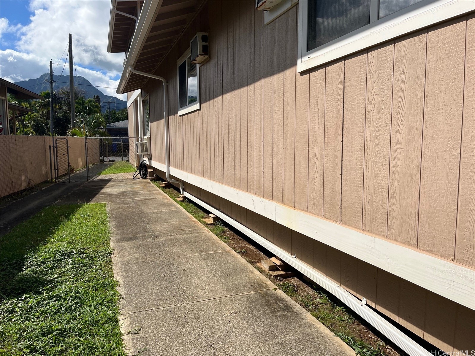 Kaneohe, Hawaii, 96744, United States, 6 Bedrooms Bedrooms, ,4 BathroomsBathrooms,Residential,For Sale,2002145