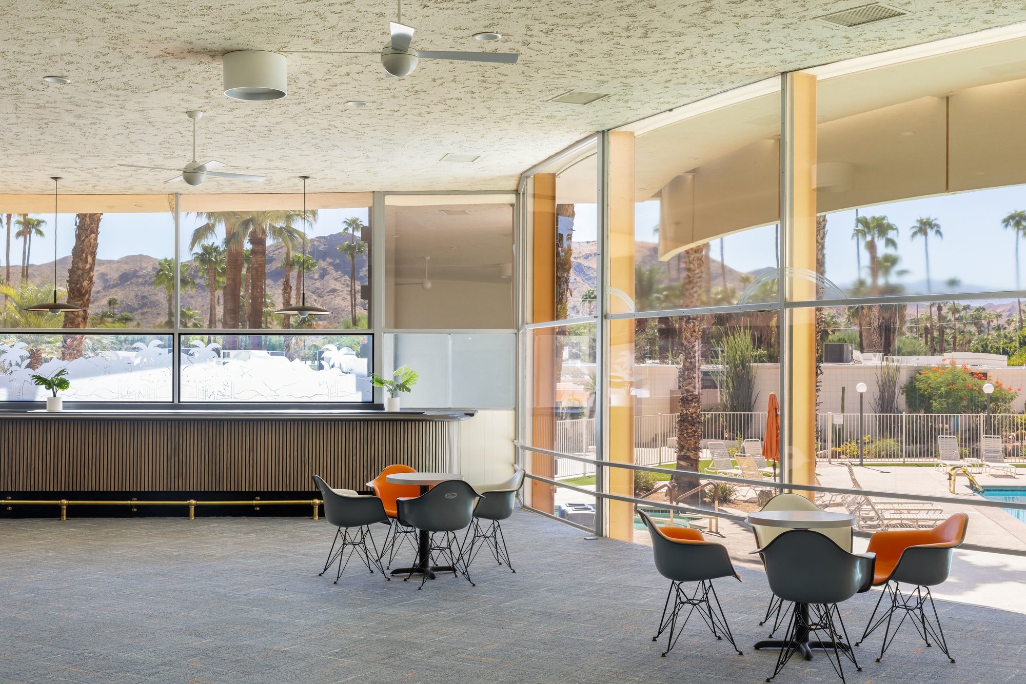  Mid-Century Historic Condo - 物件實景