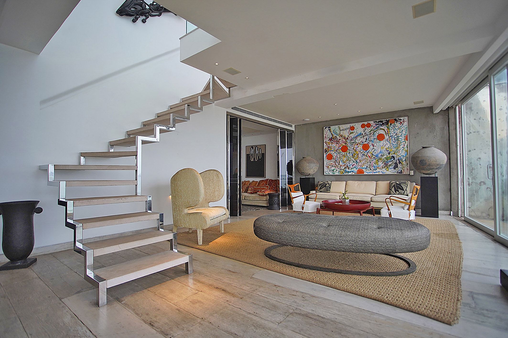  Oceanfront duplex penthouse with panoramic views and refined interiors - 物件實景