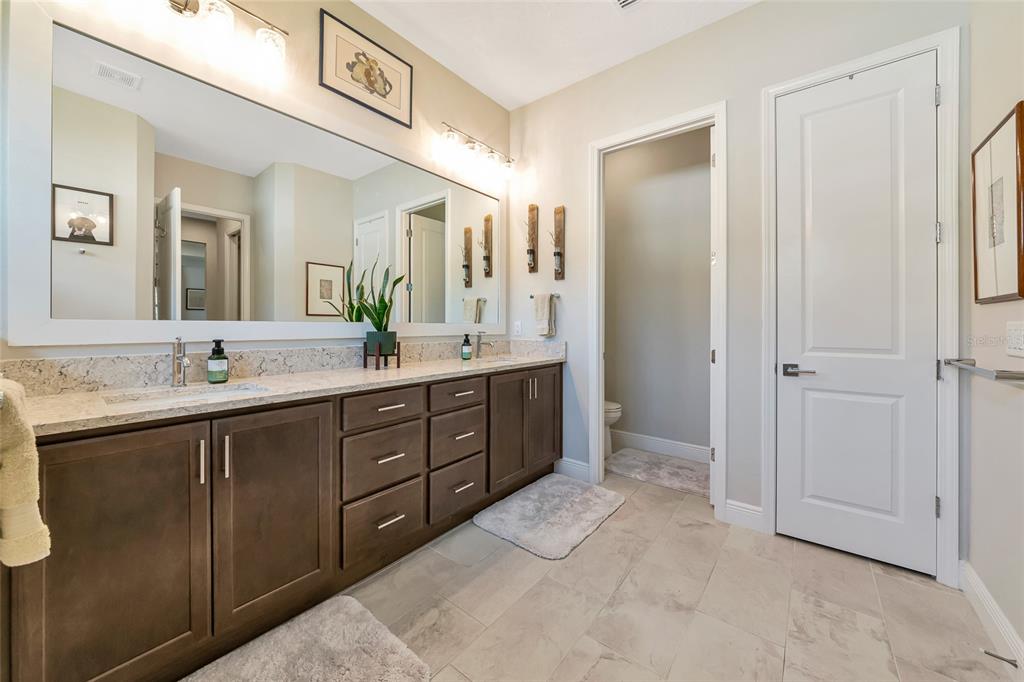 Parrish, Florida, 34219, United States, 4 Bedrooms Bedrooms, ,4 BathroomsBathrooms,Residential,For Sale,2001764