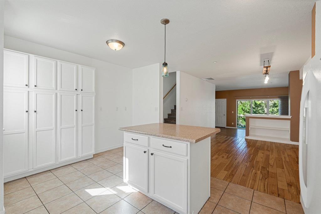 Durango, Colorado, 81301, United States, 2 Bedrooms Bedrooms, ,2 BathroomsBathrooms,Residential,For Sale,1873878