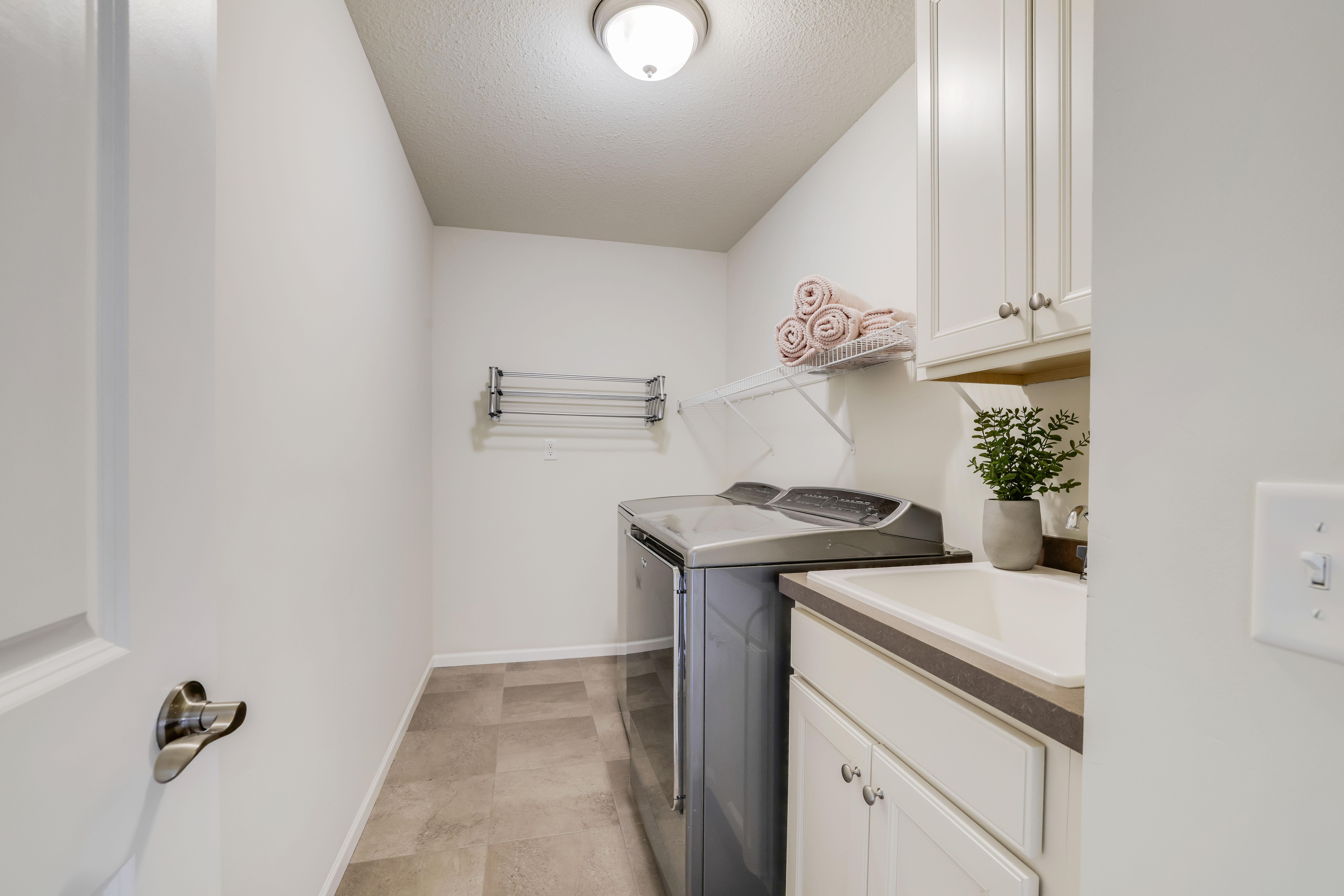  Refined Plymouth Retreat Backing to Nature - 物件實景