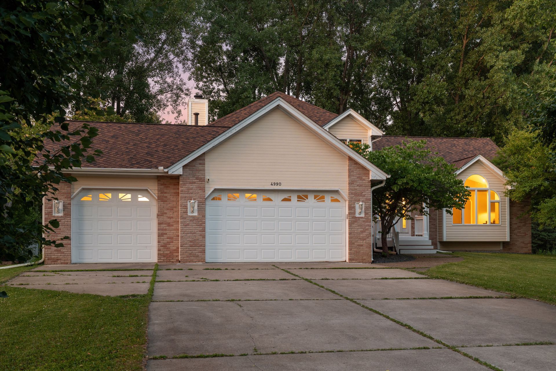 Beautifully Designed Living Near Bald Eagle Lake - 物件實景