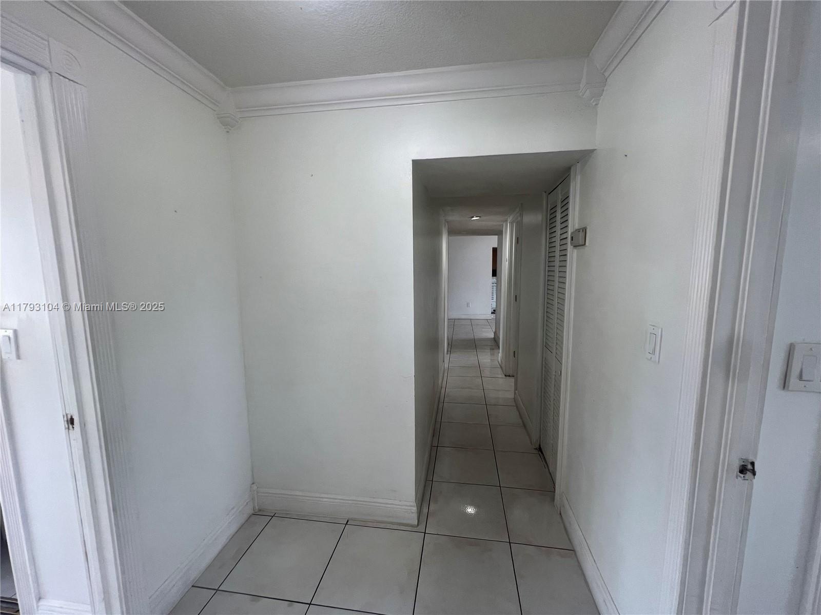 Miami, Florida, 33165, United States, 4 Bedrooms Bedrooms, ,2 BathroomsBathrooms,Residential,For Sale,1936864