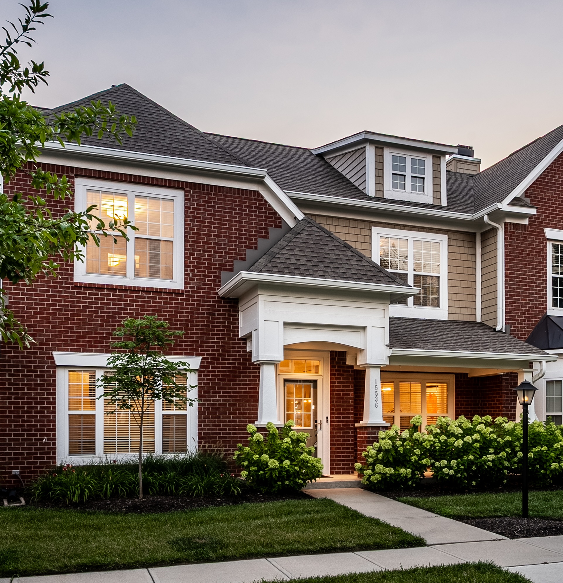  Turnkey Modern Townhome in Westfield - 物件實景