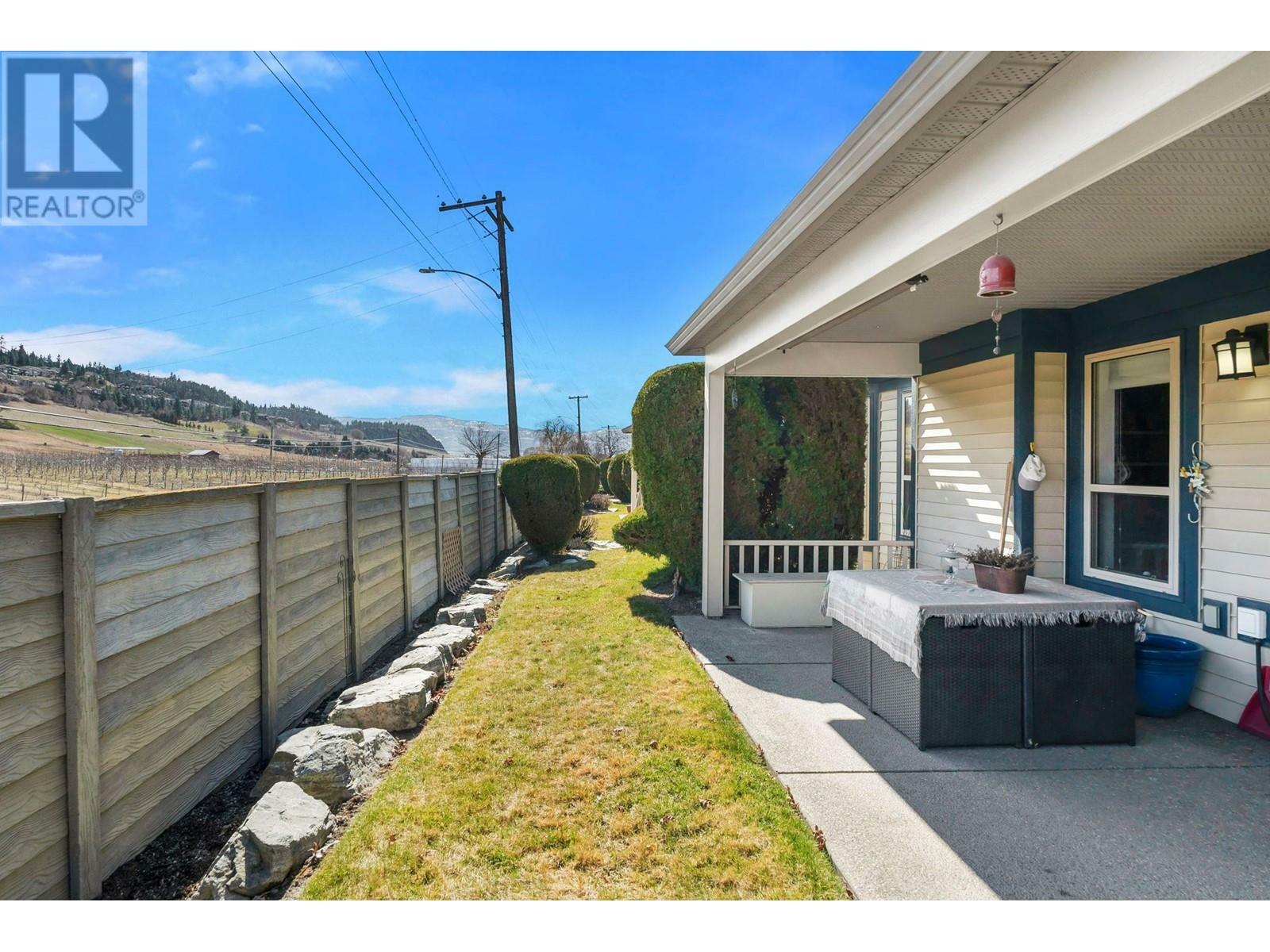 KELOWNA, British Columbia, V1V 1Z4, CA, 2 Bedrooms Bedrooms, ,2 BathroomsBathrooms,Residential,For Sale,1960931