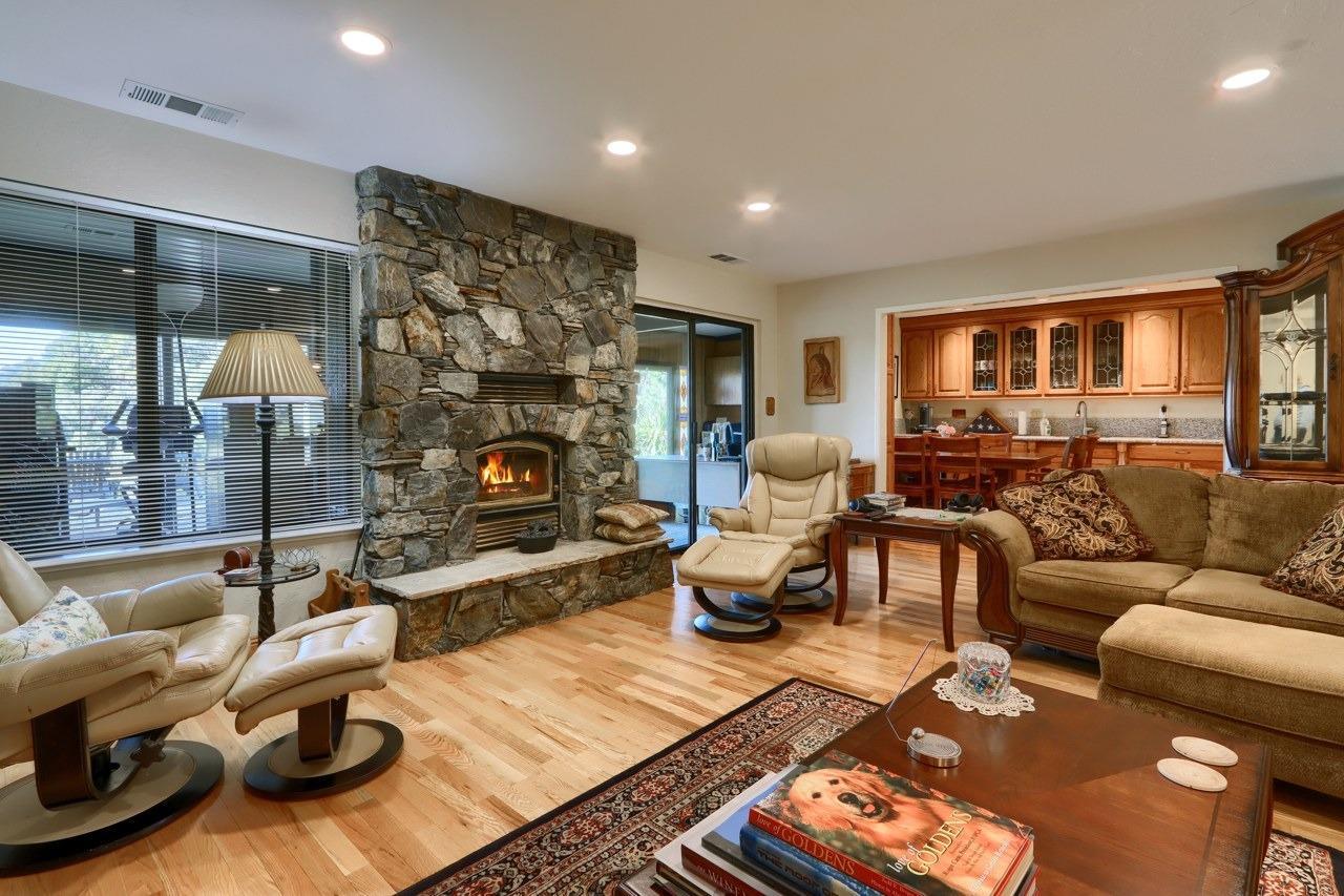 North Fork, California, 93643, United States, 3 Bedrooms Bedrooms, ,2 BathroomsBathrooms,Residential,For Sale,1983118