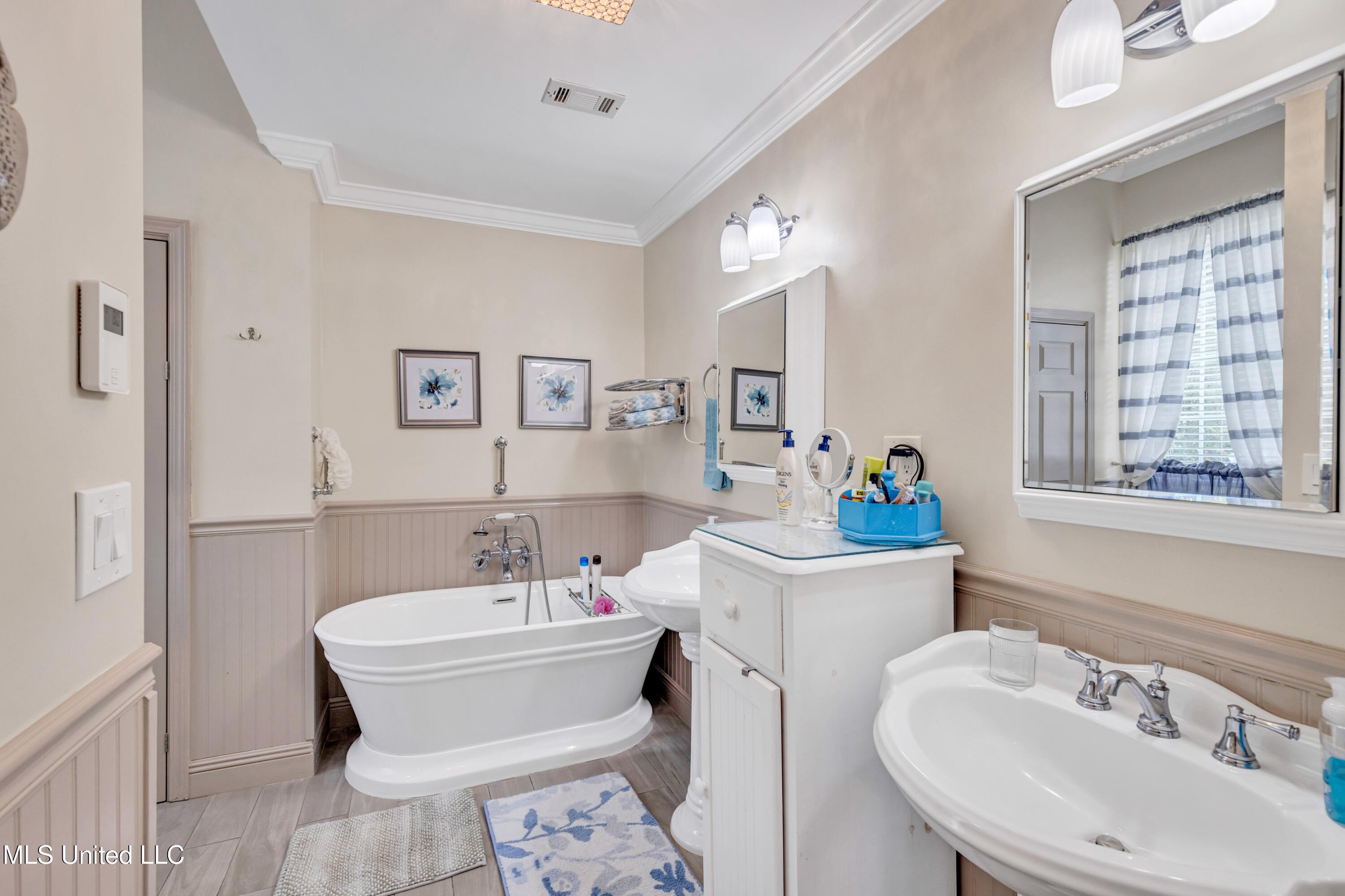 Waveland, Mississippi, 39576, United States, 3 Bedrooms Bedrooms, ,3 BathroomsBathrooms,Residential,For Sale,1942689