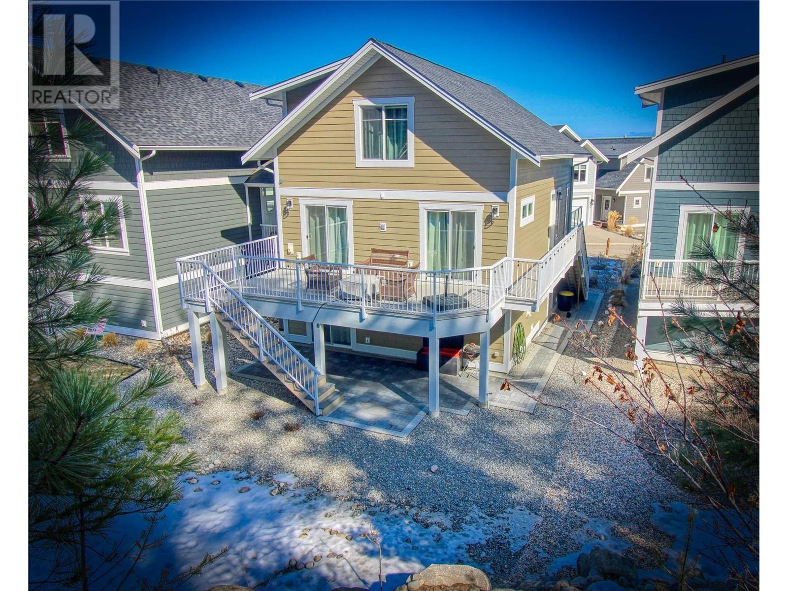 KELOWNA, British Columbia, V1Z 3R8, CA, 3 Bedrooms Bedrooms, ,3 BathroomsBathrooms,Residential,For Sale,1951197
