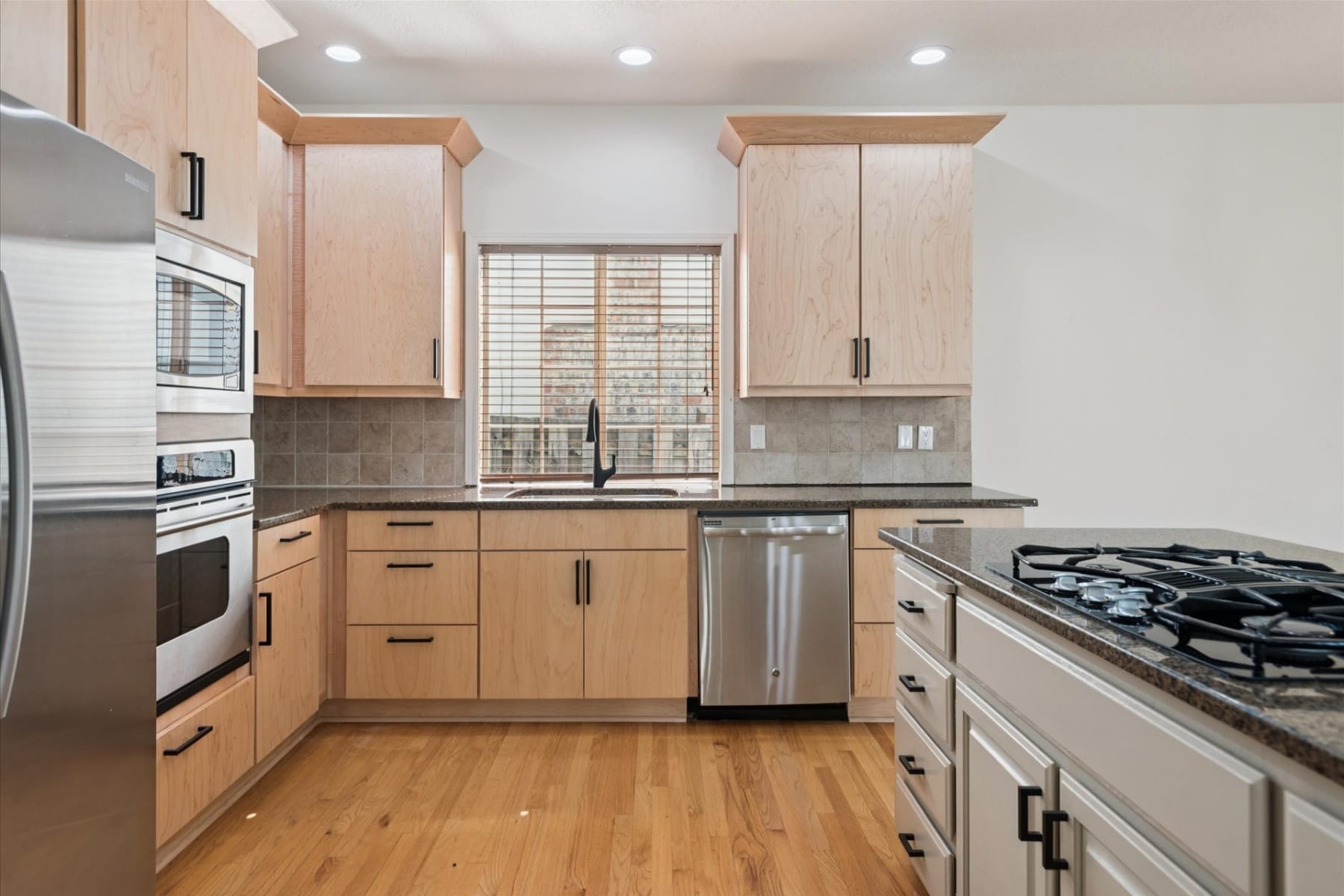  5904 BAY POINT DR Lake Oswego, OR 97035 - 物件實景