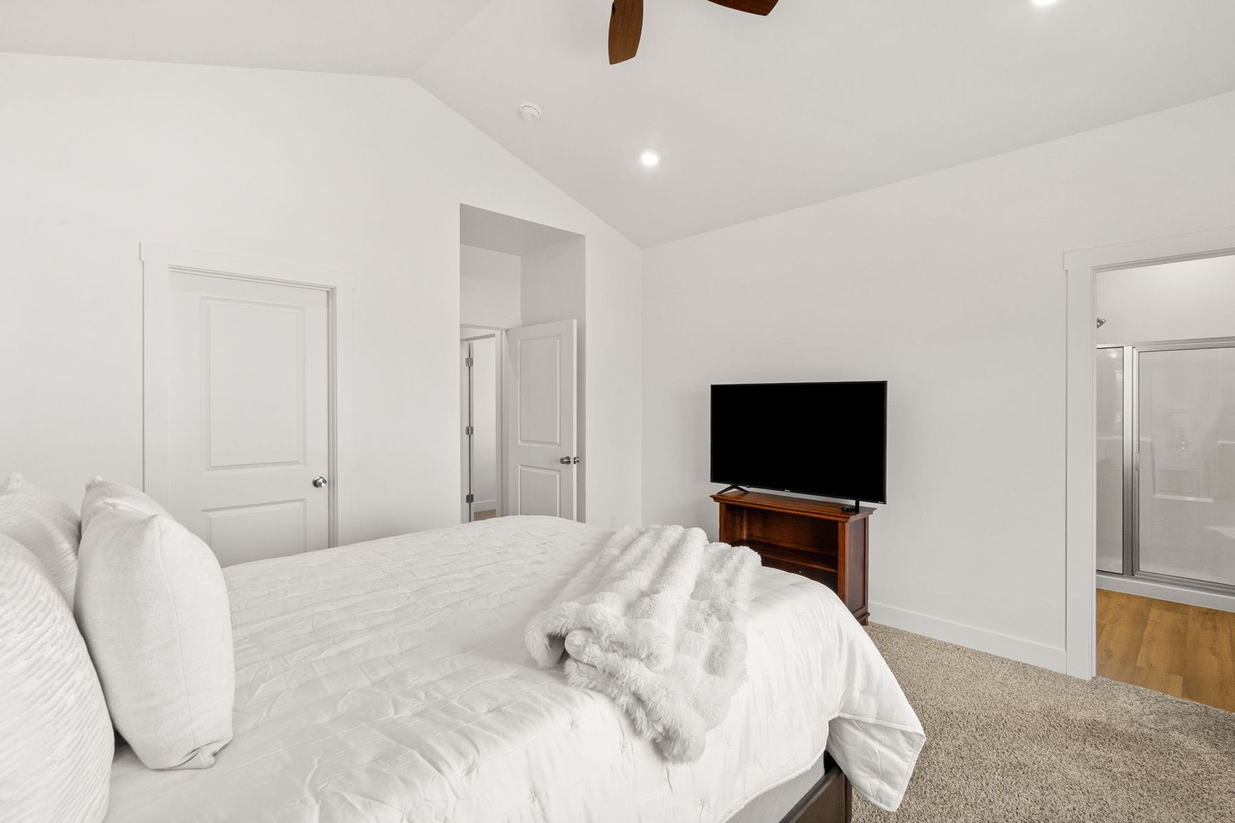  707 Thrice Loop - 物件實景