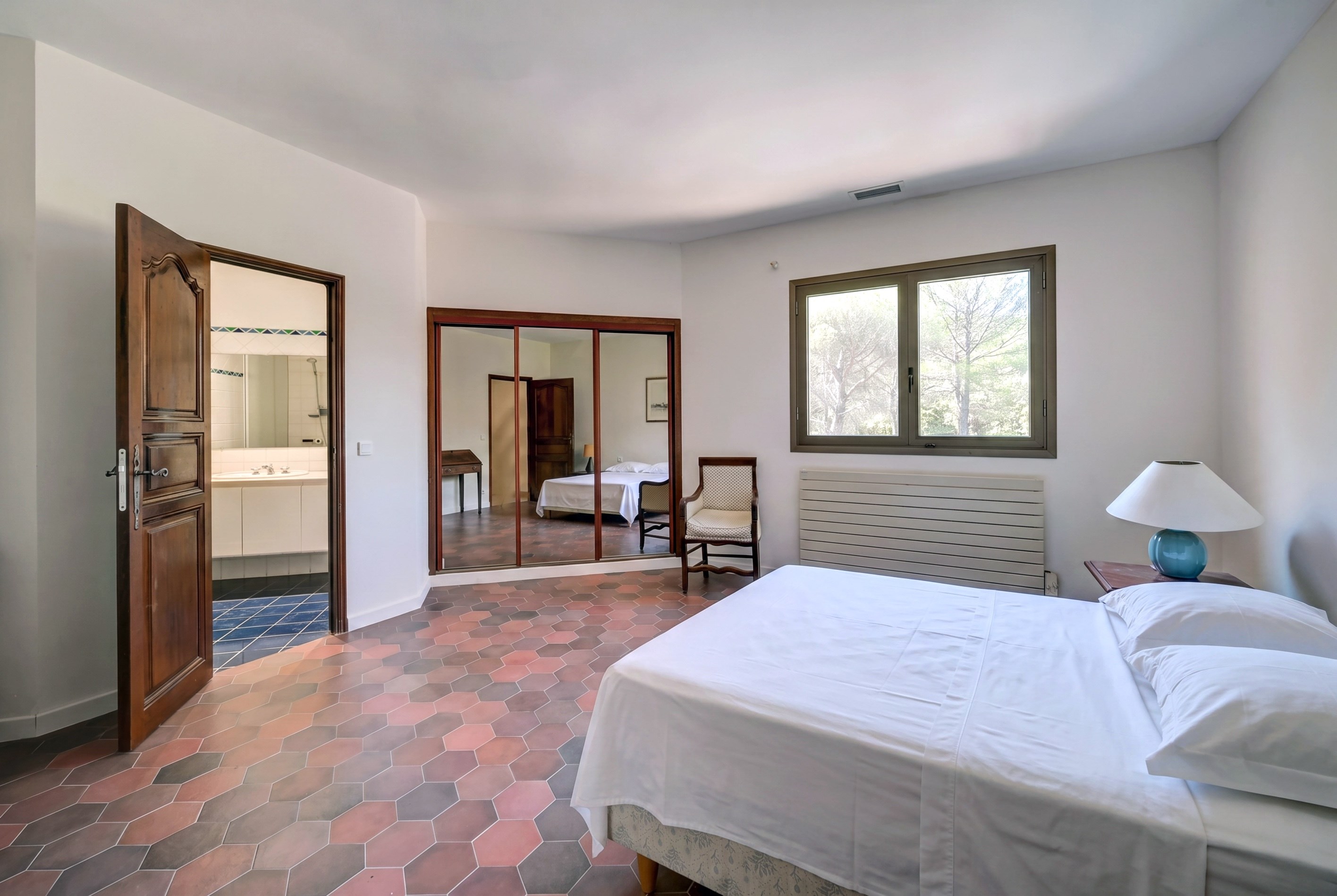  Eygalières, property located just a few minutes walk from the center - 物件實景