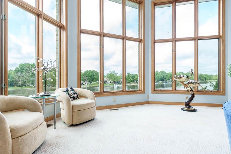 Machesney Park, Illinois, 61115, United States, 4 Bedrooms Bedrooms, ,5 BathroomsBathrooms,Residential,For Sale,2049063