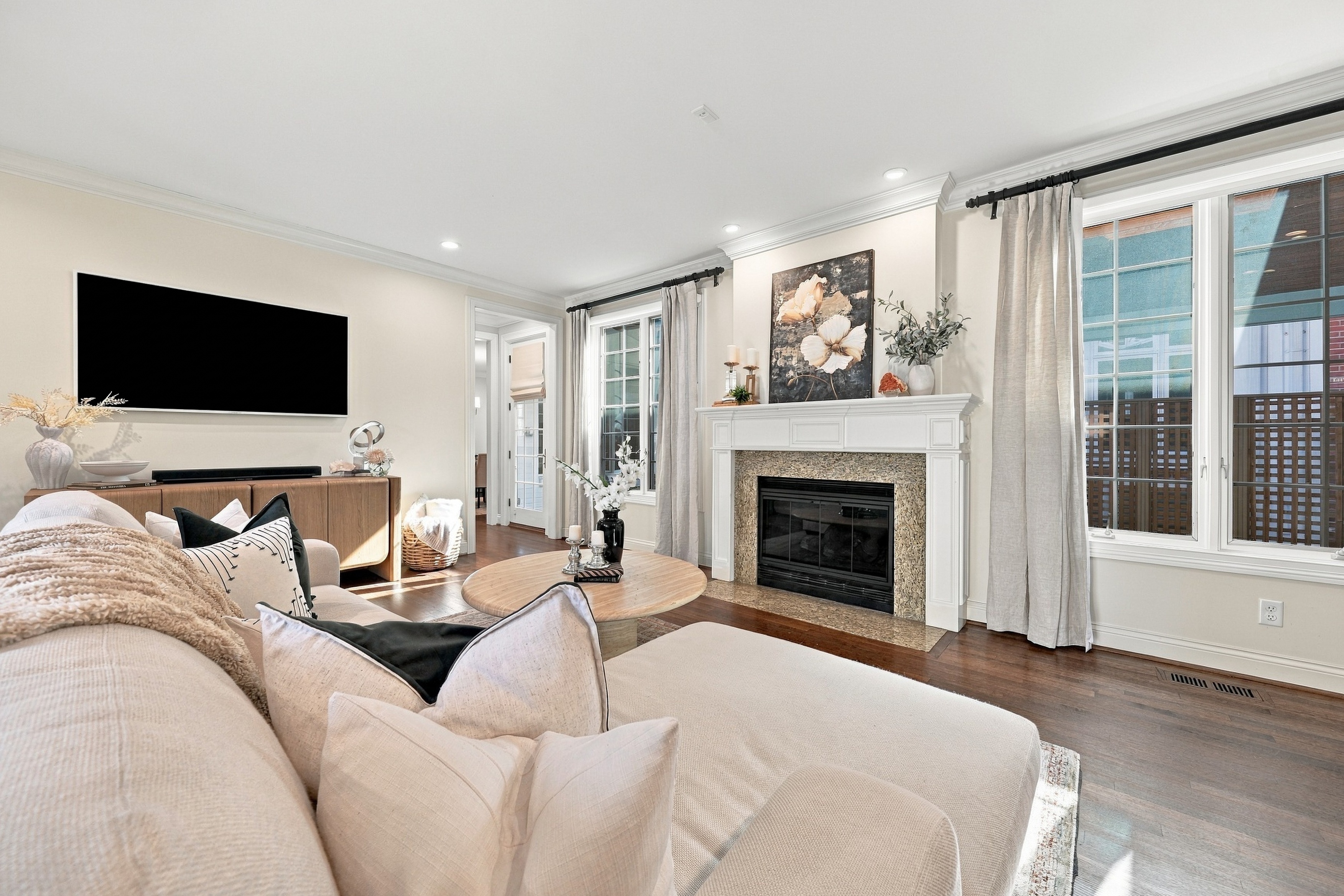  Sophisticated Clayton Home - 物件實景