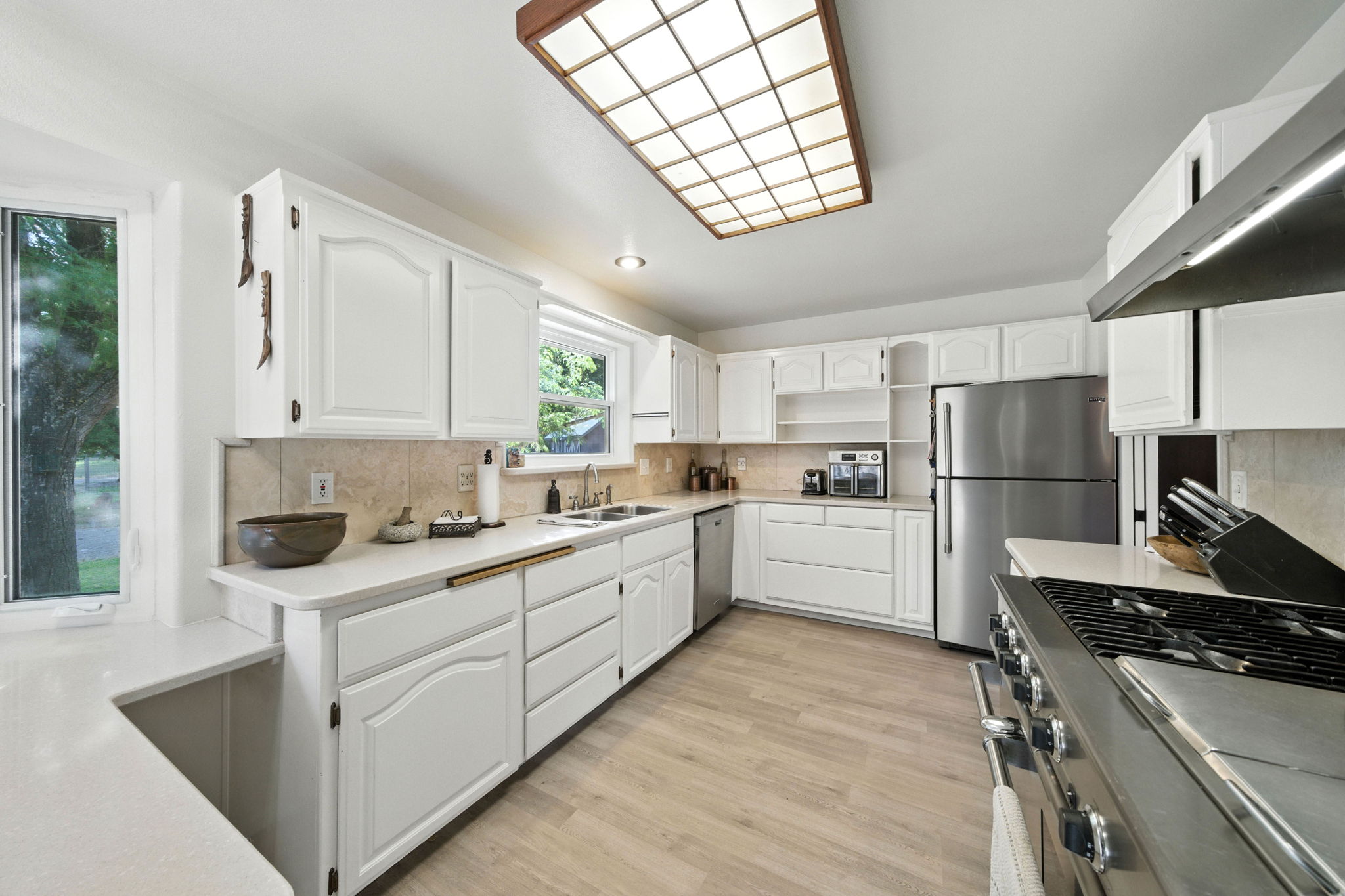 Lewiston, California, 96052, United States, 3 Bedrooms Bedrooms, ,3 BathroomsBathrooms,Residential,For Sale,1937334