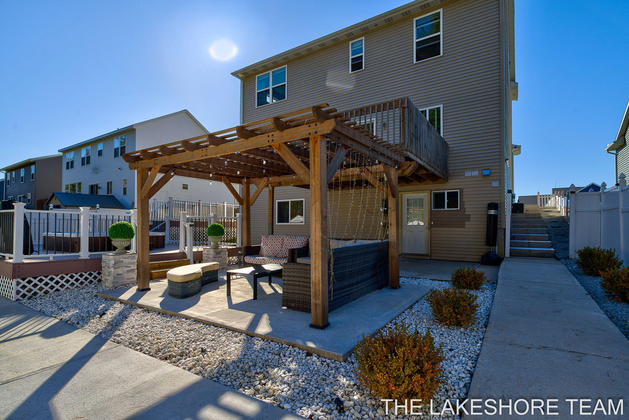 Holland, Michigan, 49424, United States, 5 Bedrooms Bedrooms, ,4 BathroomsBathrooms,Residential,For Sale,1973082