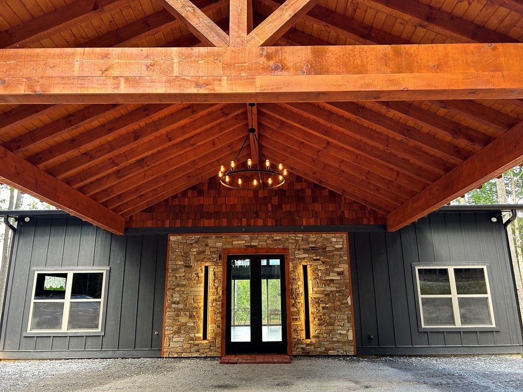 Mineral Bluff, Georgia, 30559, United States, 3 Bedrooms Bedrooms, ,3 BathroomsBathrooms,Residential,For Sale,1871294