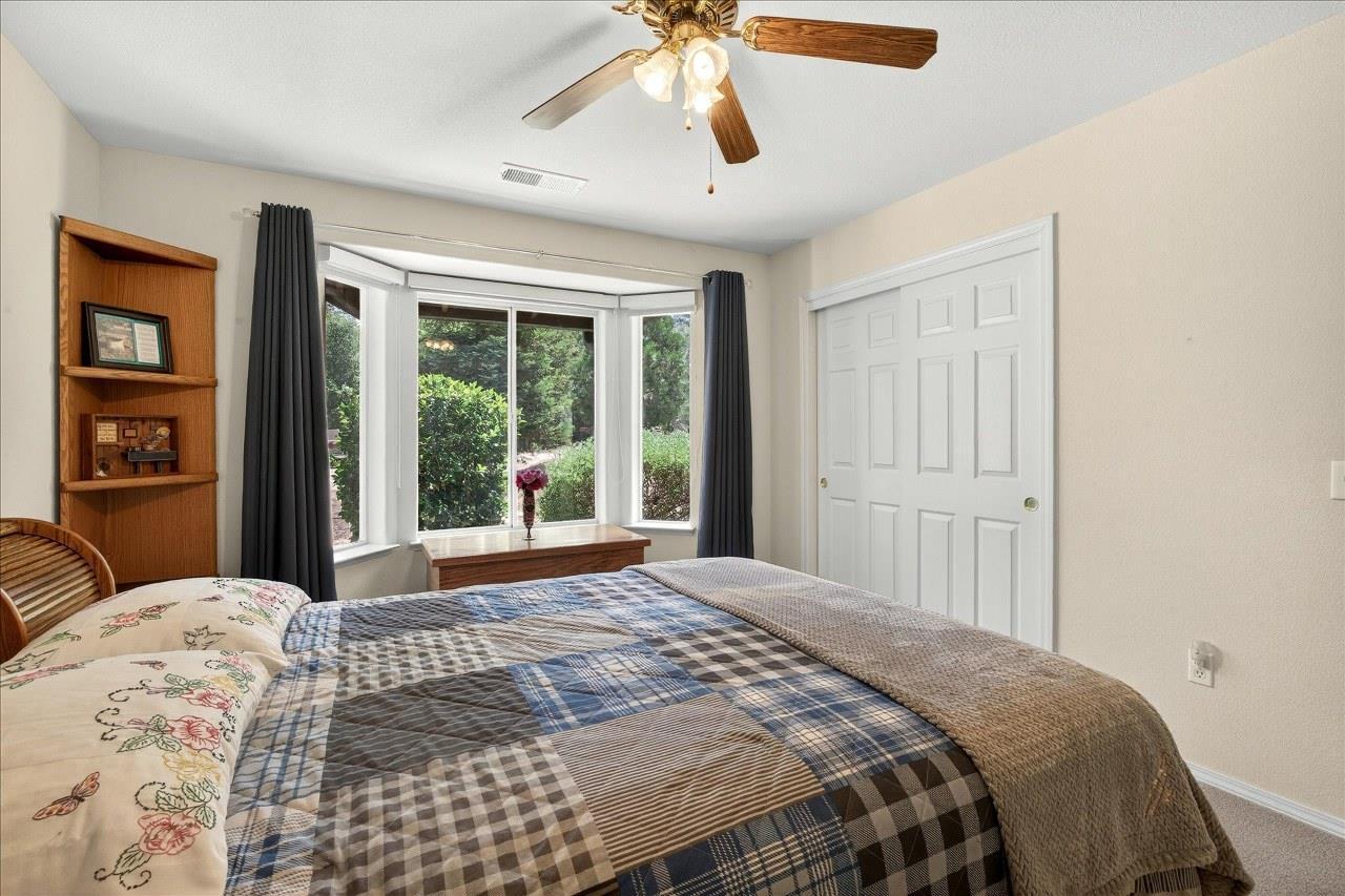 Oakhurst, California, 93644, United States, 4 Bedrooms Bedrooms, ,2 BathroomsBathrooms,Residential,For Sale,1922823