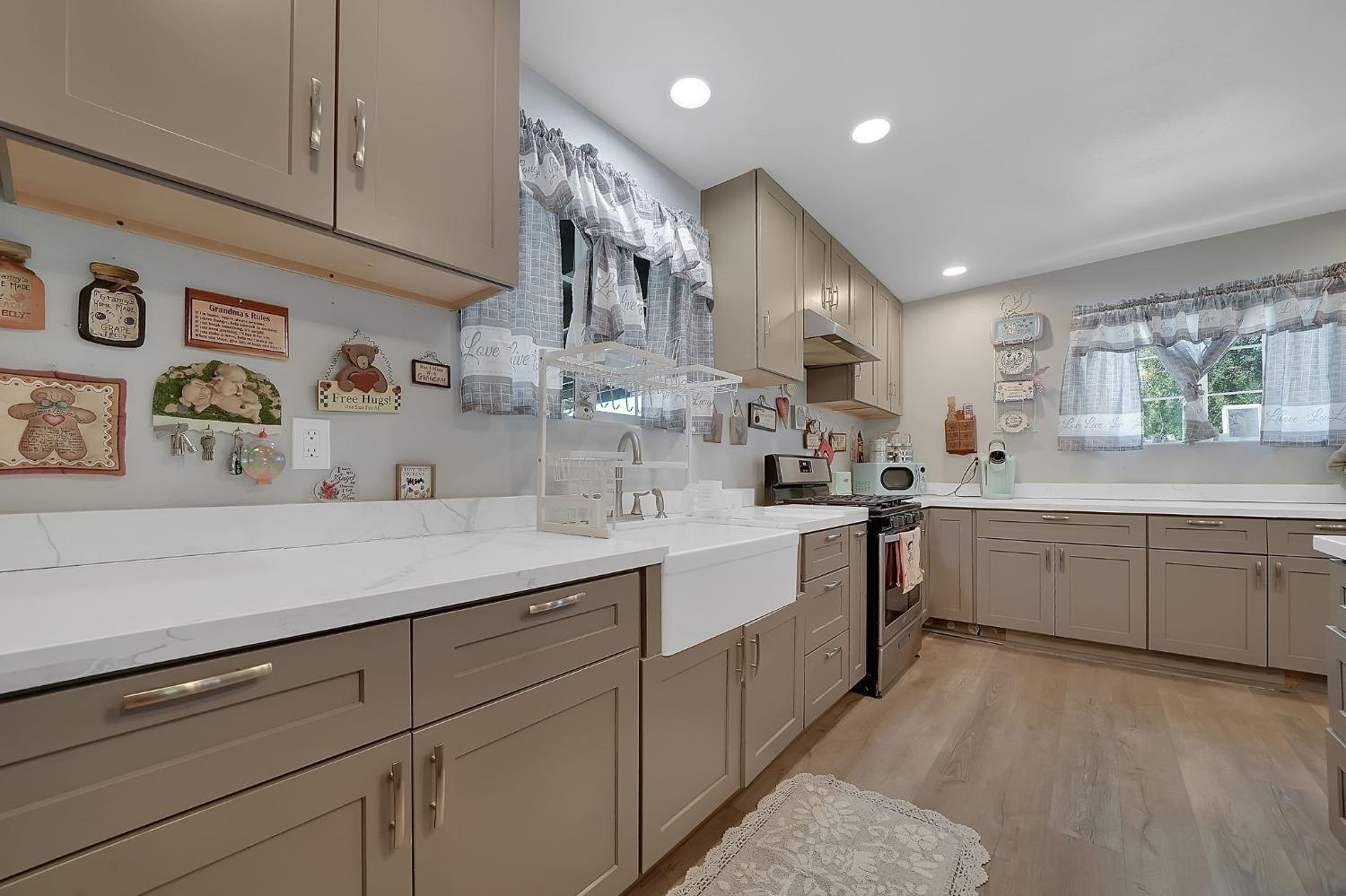 Burson, California, 95225, United States, 2 Bedrooms Bedrooms, ,2 BathroomsBathrooms,Residential,For Sale,1976966