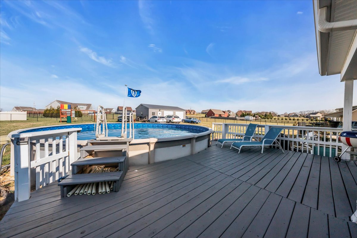 Manchester, Tennessee, 37355, United States, 3 Bedrooms Bedrooms, ,2 BathroomsBathrooms,Residential,For Sale,2007500