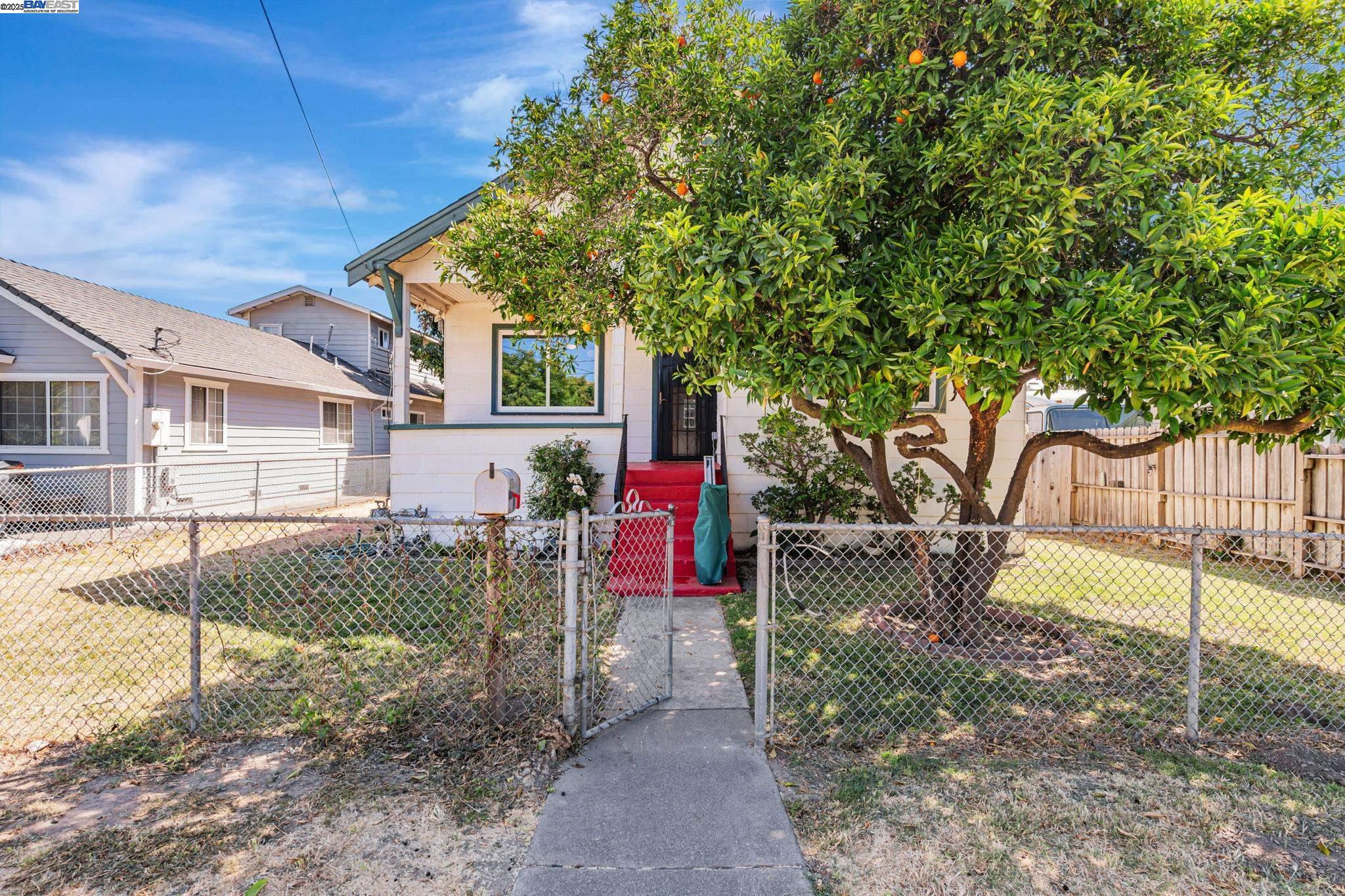 Fremont, California, 94536, United States, 3 Bedrooms Bedrooms, ,1 BathroomBathrooms,Residential,For Sale,1911094