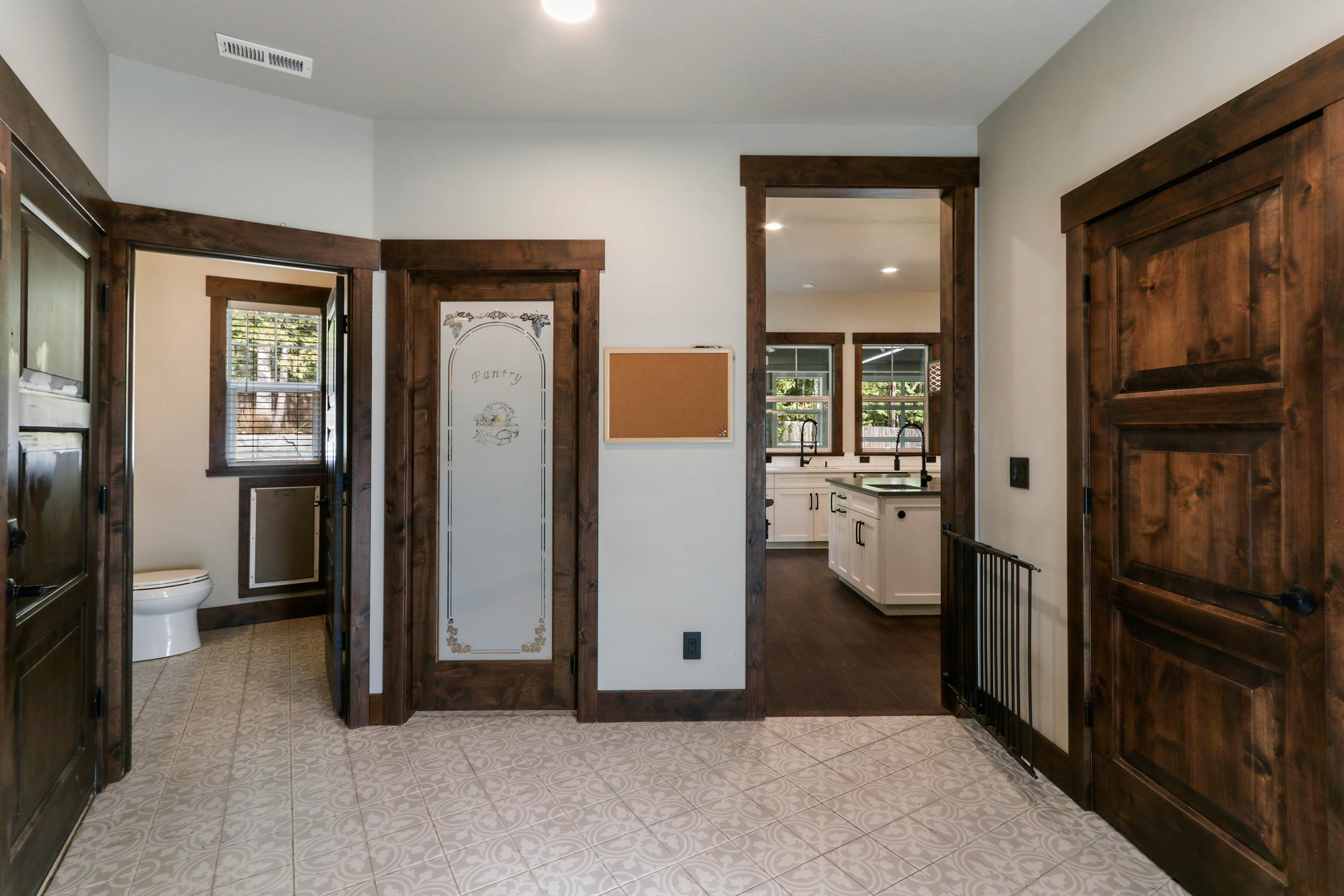 Sandpoint, Idaho, 83864, United States, 6 Bedrooms Bedrooms, ,8 BathroomsBathrooms,Residential,For Sale,1975419