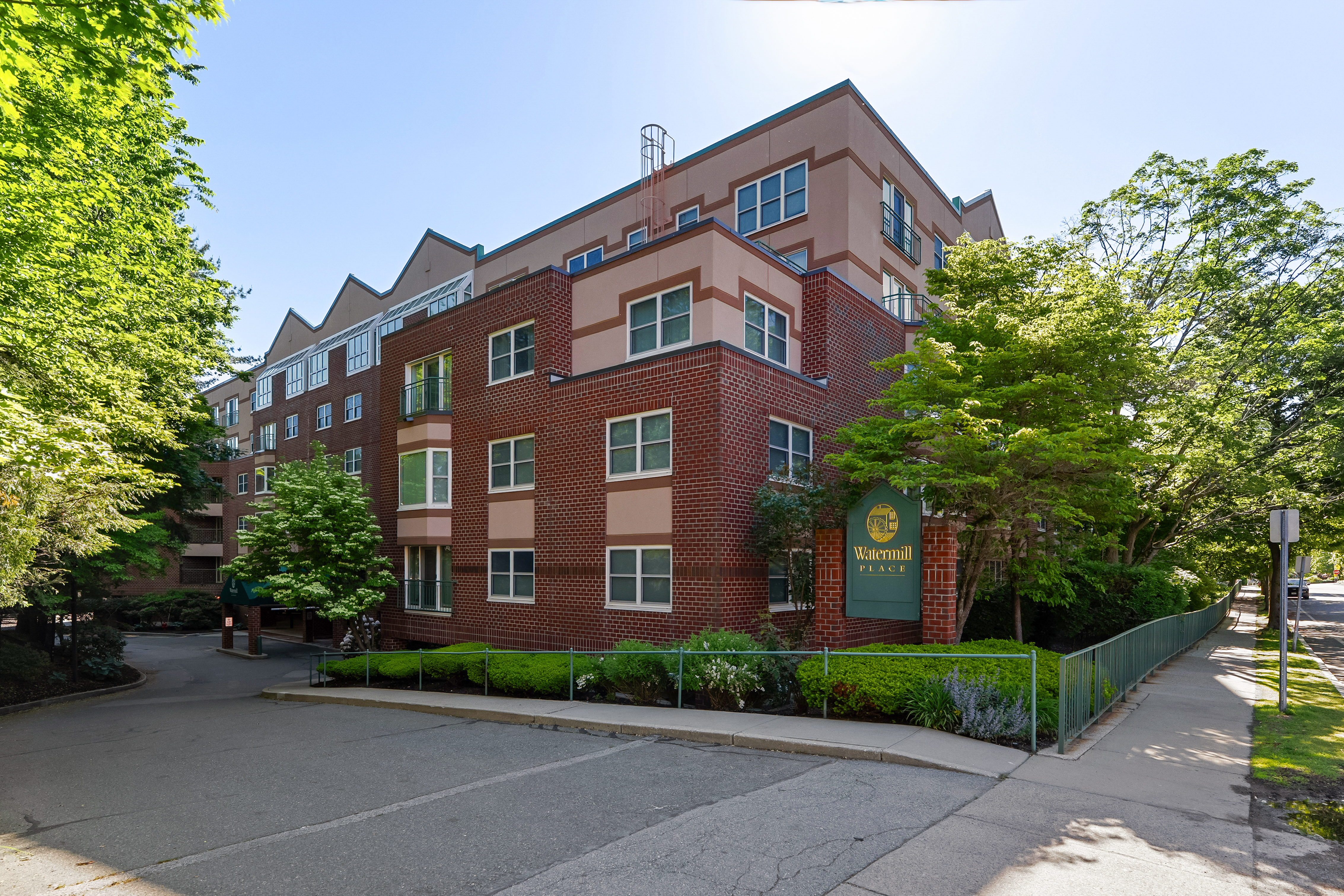  1 Watermill Place, Unit 516, Arlington, MA, 02476 - 物件實景