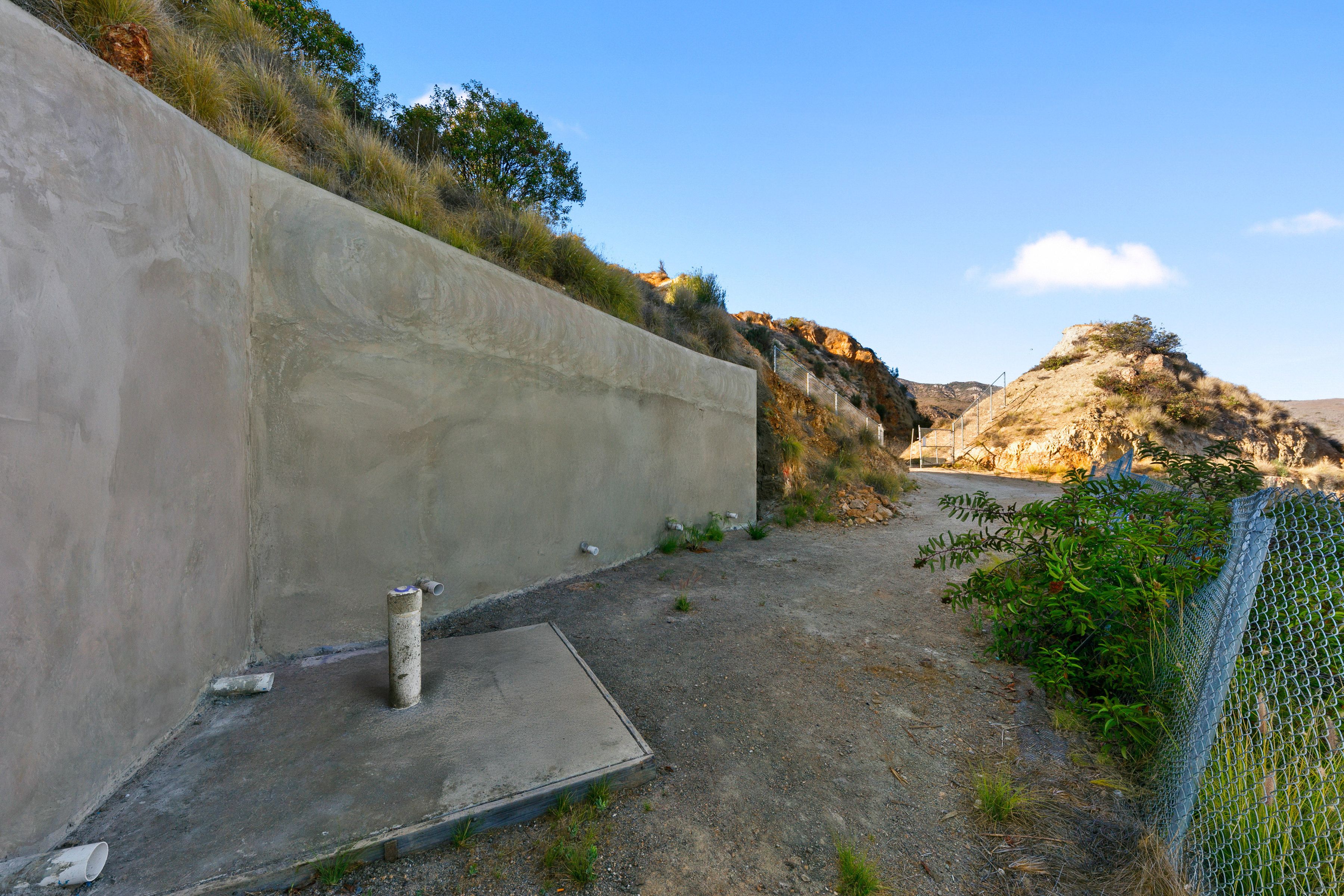  4140 Encinal Canyon Rd - 物件實景