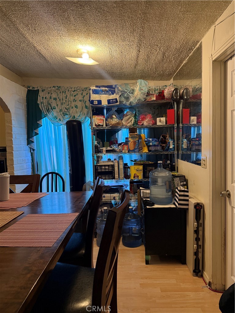 SUN VALLEY, California, 91352, United States, 4 Bedrooms Bedrooms, ,3 BathroomsBathrooms,Residential,For Sale,1837178