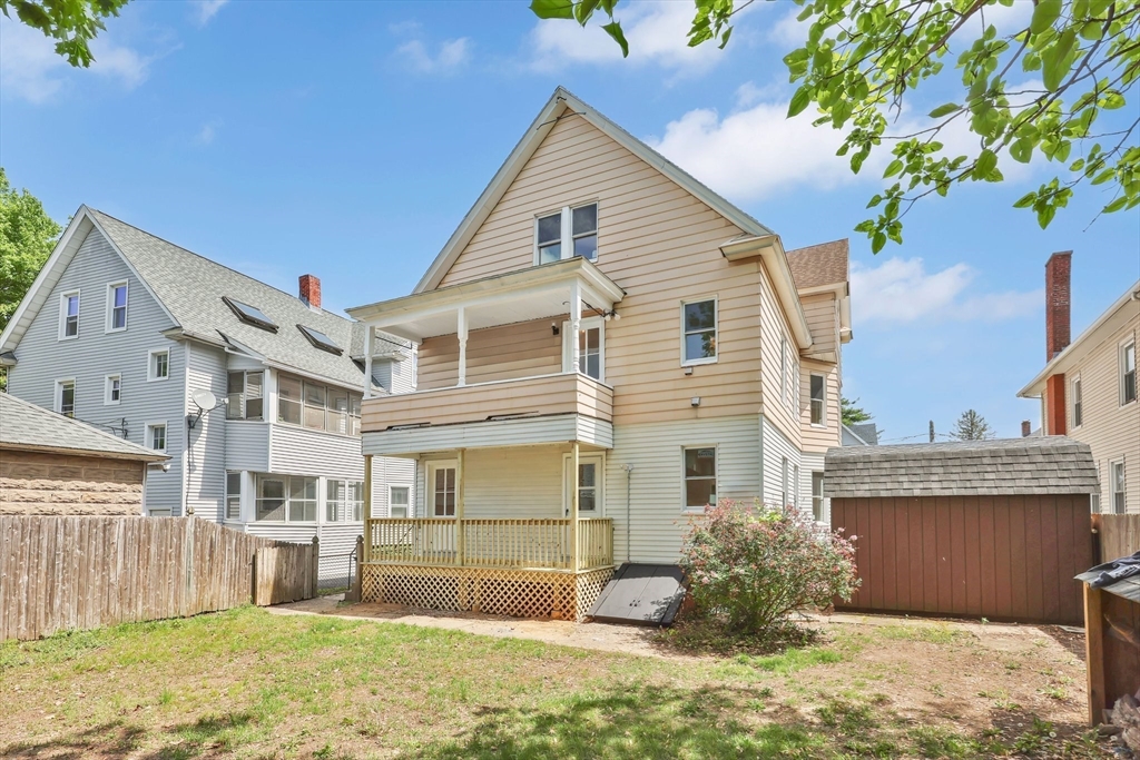 Springfield, Massachusetts, 01108, United States, 7 Bedrooms Bedrooms, ,2 BathroomsBathrooms,Residential,For Sale,2040283