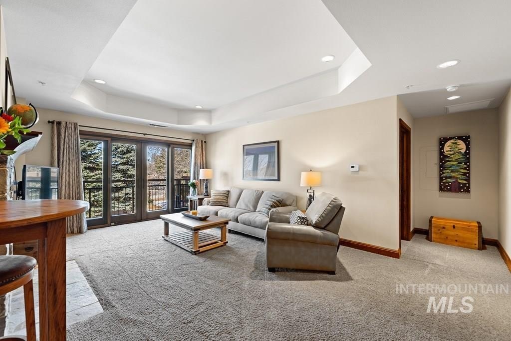 McCall, Idaho, 83638, United States, 2 Bedrooms Bedrooms, ,2 BathroomsBathrooms,Residential,For Sale,1979037