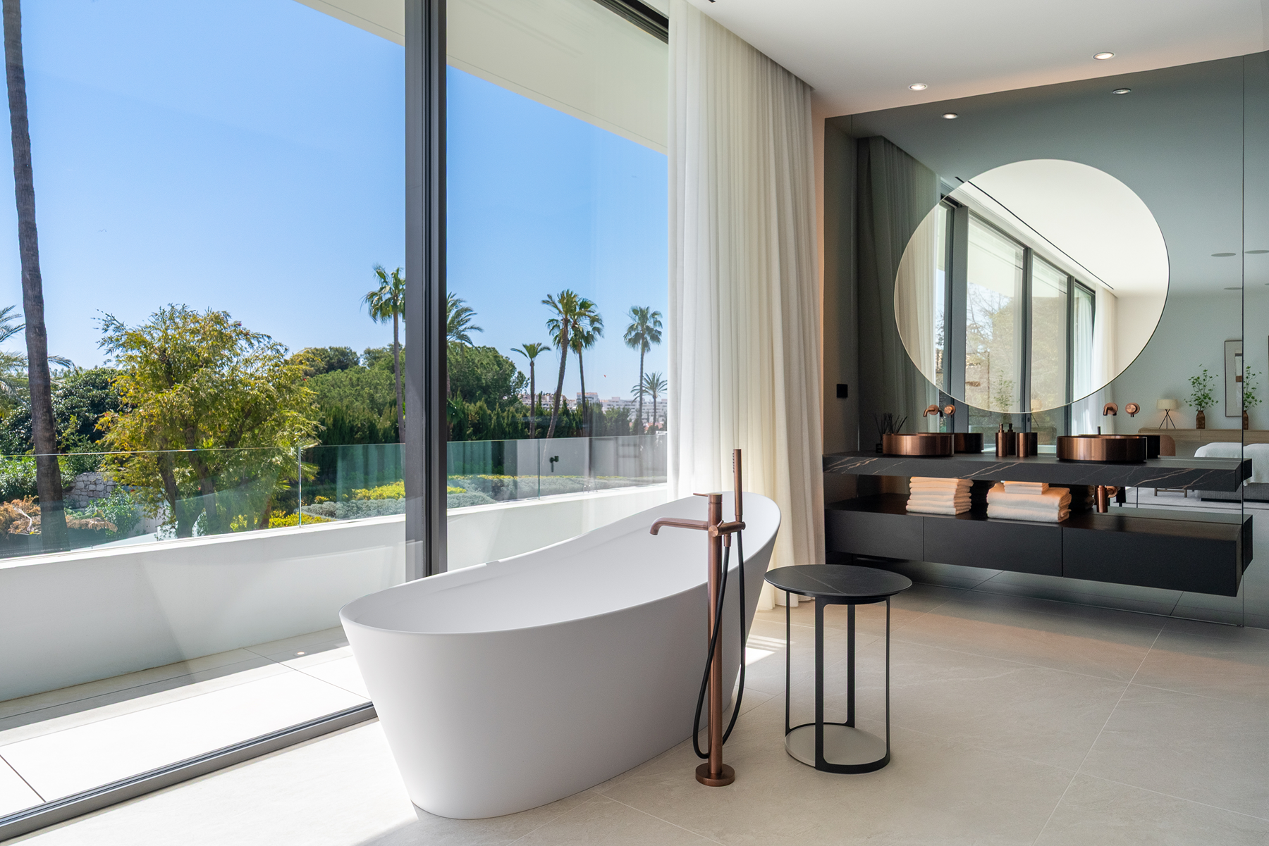  Contemporary villa with rooftop and views in Nueva Andalucia, Marbella - 物件實景