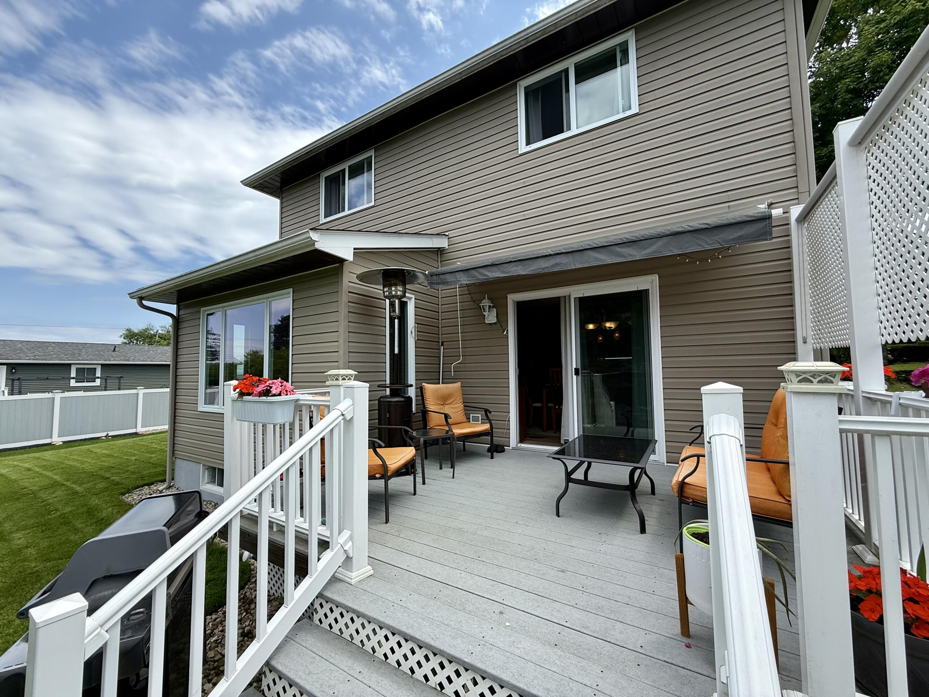 Plattsburgh, New York, 12901, United States, 3 Bedrooms Bedrooms, ,3 BathroomsBathrooms,Residential,For Sale,1944740
