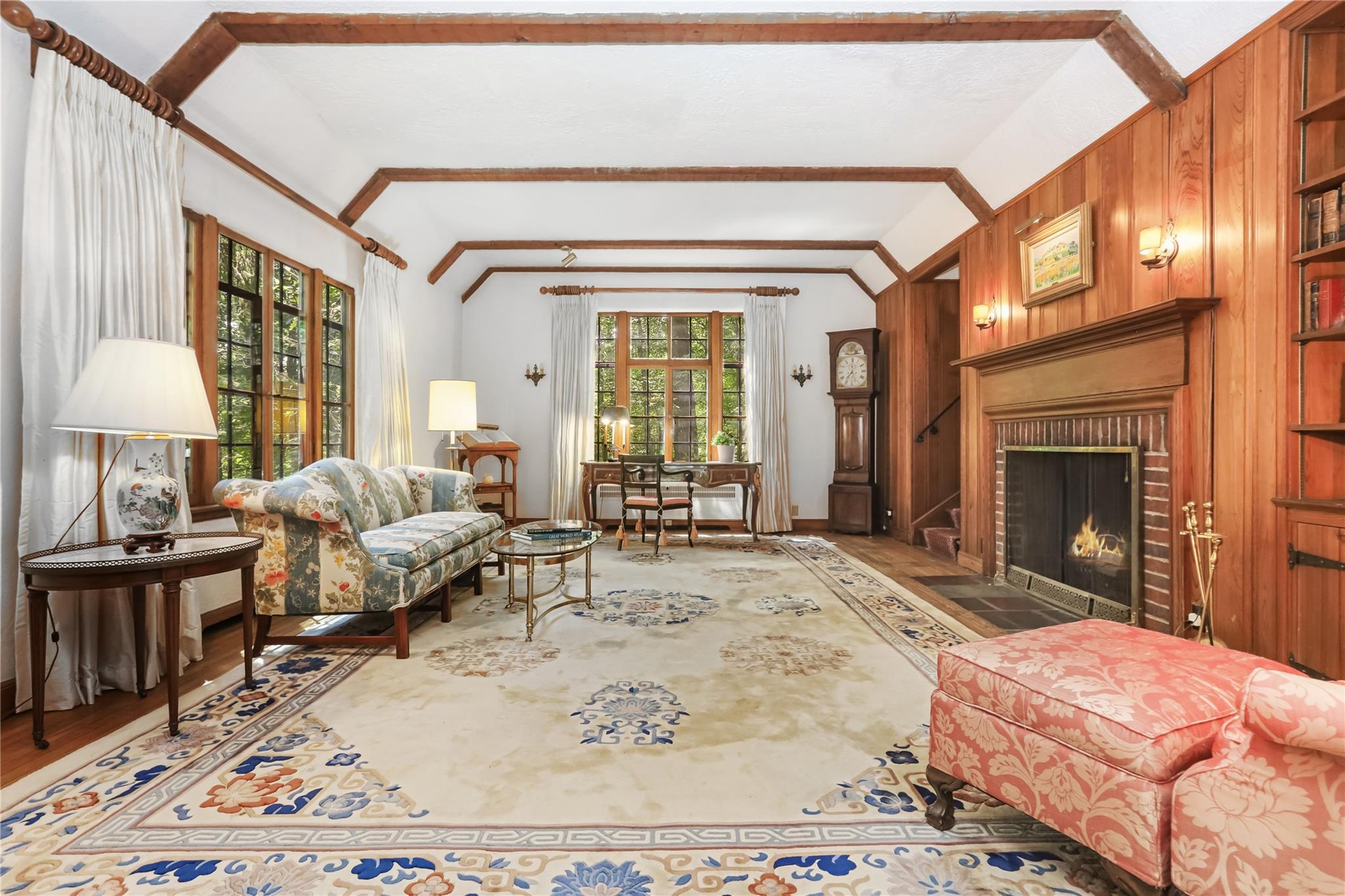 Pleasantville, New York, 10570, United States, 4 Bedrooms Bedrooms, ,4 BathroomsBathrooms,Residential,For Sale,1896096