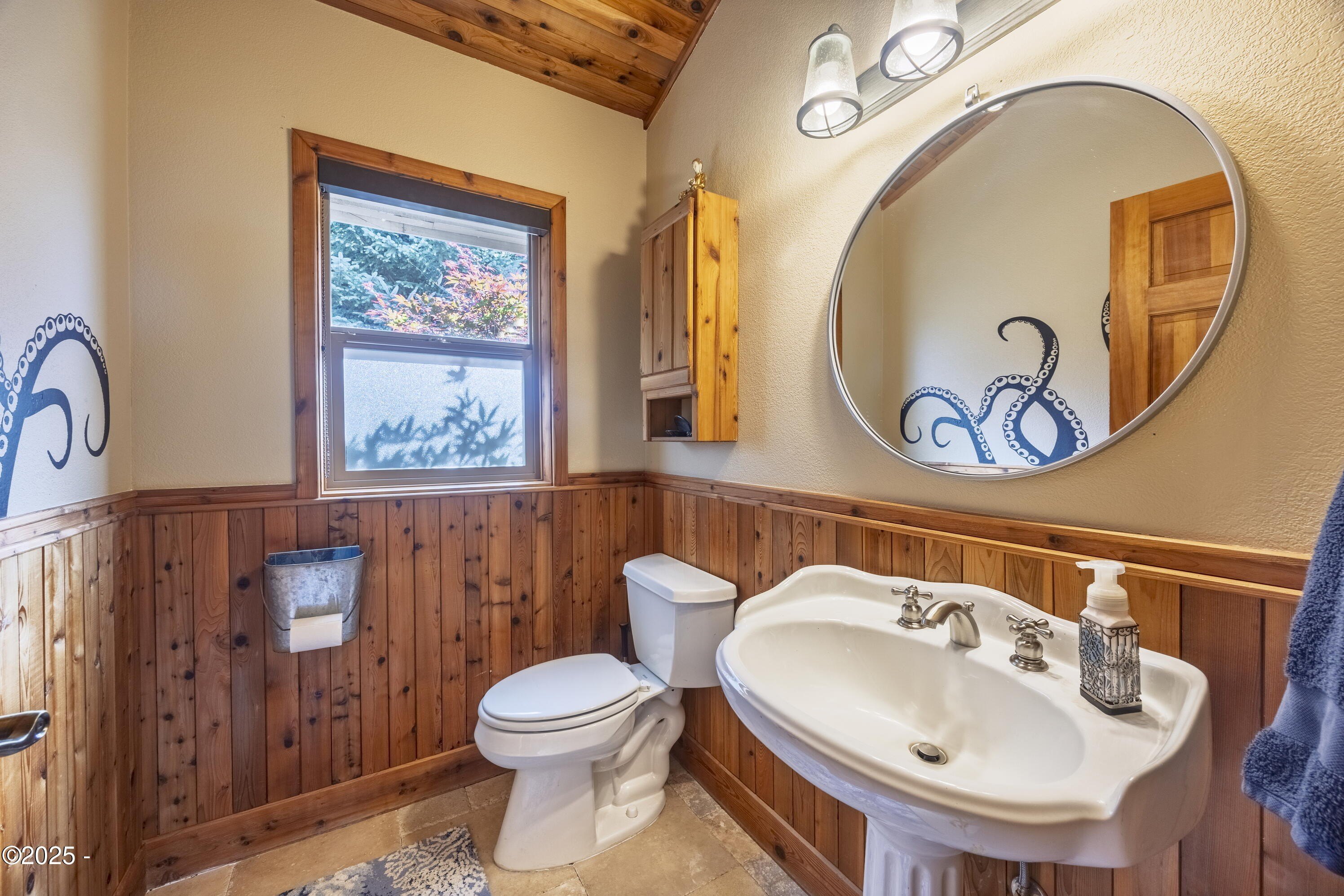 Otis, Oregon, 97368, United States, 4 Bedrooms Bedrooms, ,Residential,For Sale,1927199