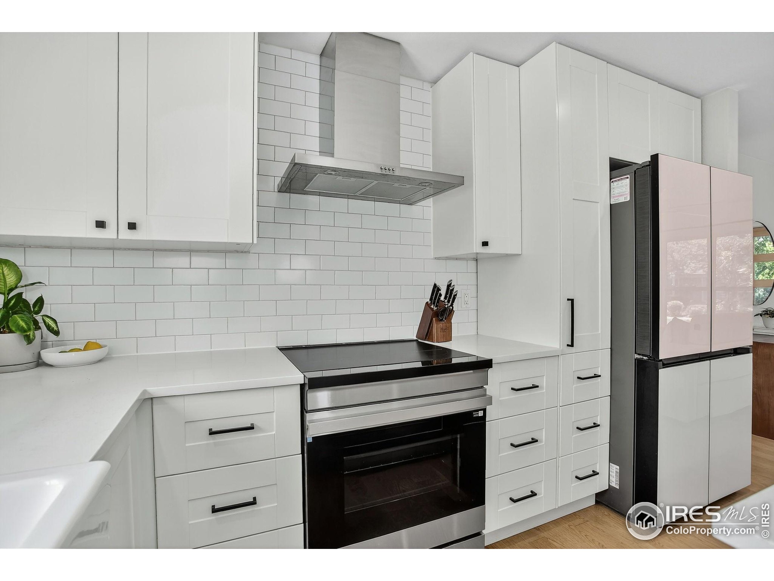 Louisville, Colorado, 80027, United States, 3 Bedrooms Bedrooms, ,2 BathroomsBathrooms,Residential,For Sale,1938542