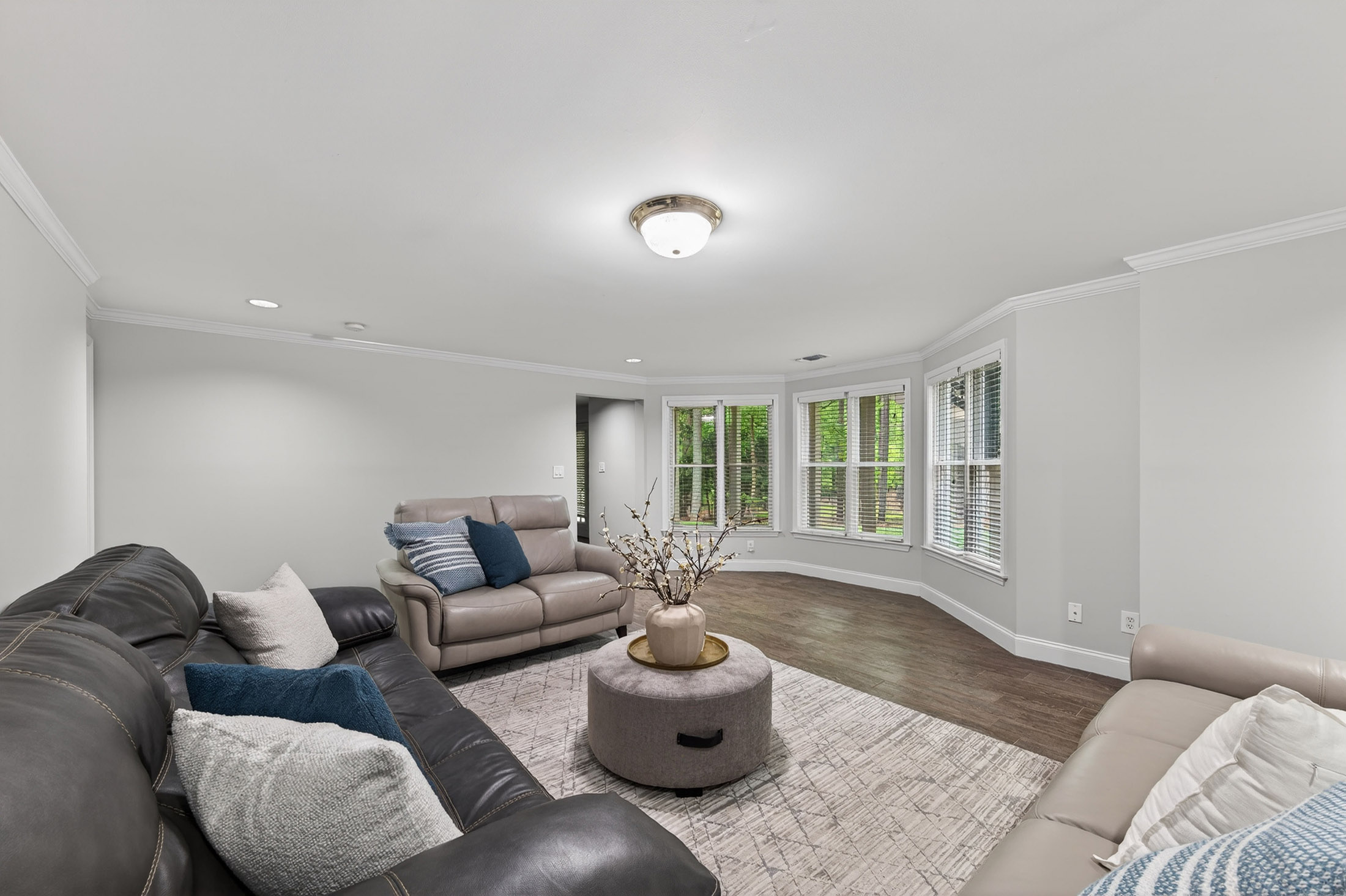  Luxury Living in White Columns’ Coveted Golf Community - 物件實景