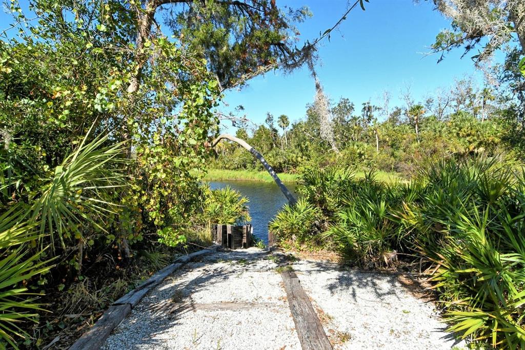 Bradenton, Florida, 34201, United States, 2 Bedrooms Bedrooms, ,2 BathroomsBathrooms,Residential,For Sale,1961743