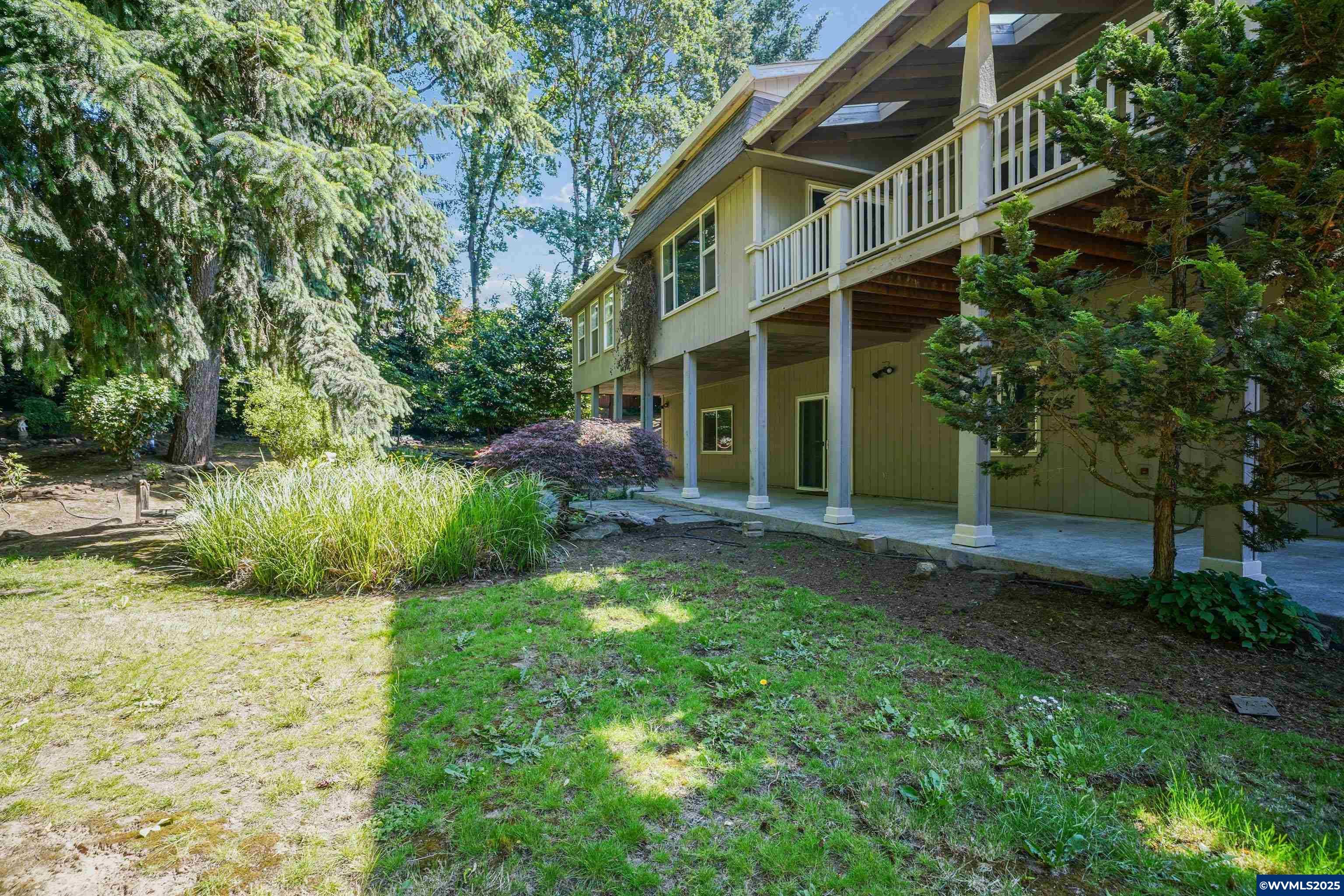 Salem, Oregon, 97304, United States, 3 Bedrooms Bedrooms, ,3 BathroomsBathrooms,Residential,For Sale,1826833