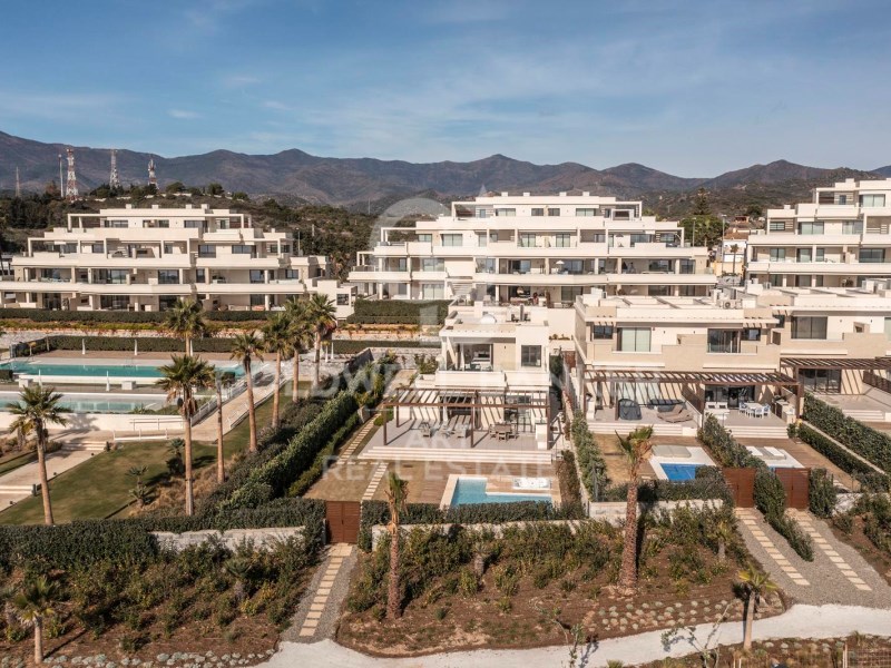 Estepona, Andalusia, ES, 4 Bedrooms Bedrooms, ,3 BathroomsBathrooms,Residential,For Sale,1805041