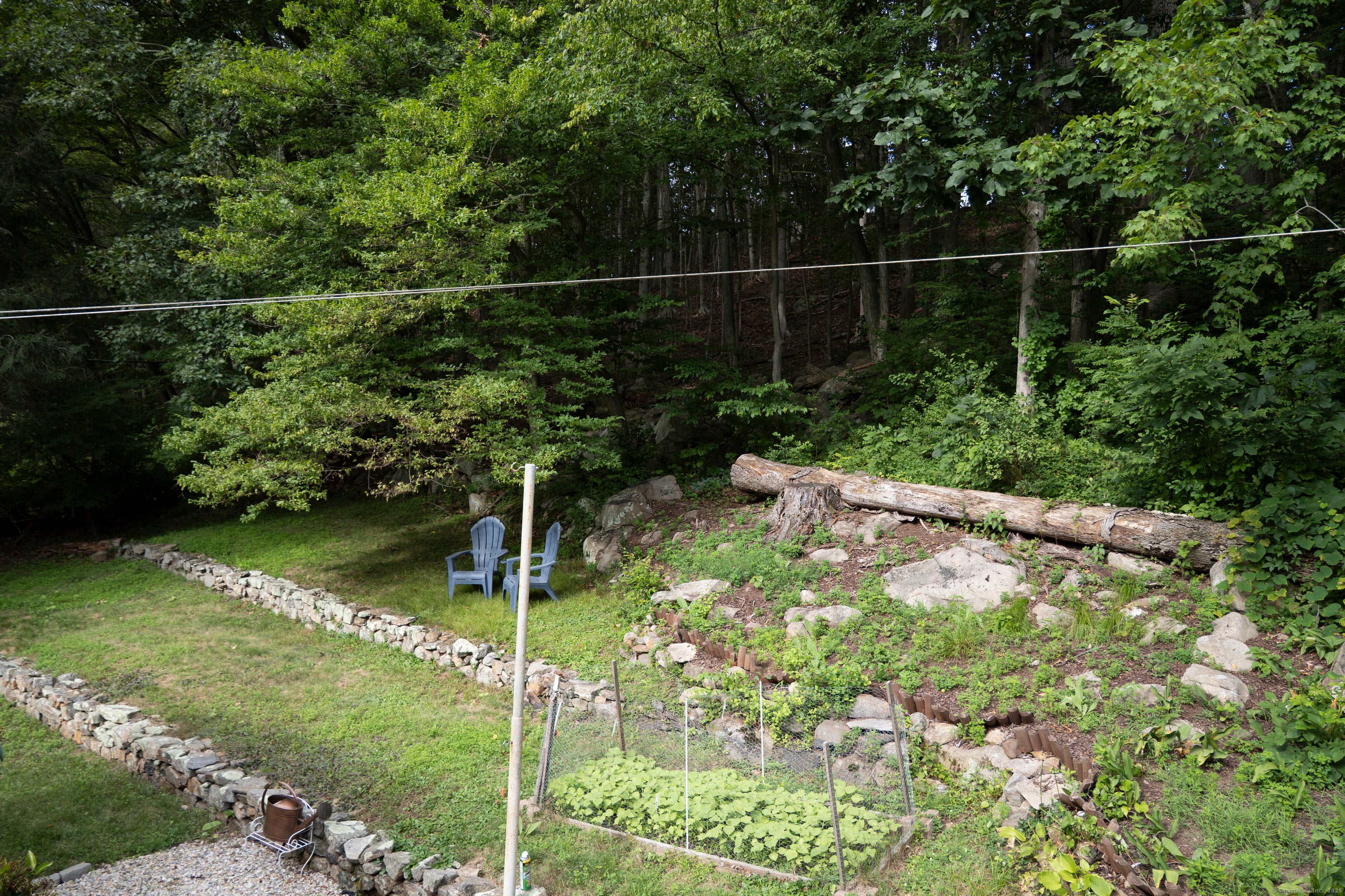 Trumbull, Connecticut, 06611, United States, 3 Bedrooms Bedrooms, ,3 BathroomsBathrooms,Residential,For Sale,1937031