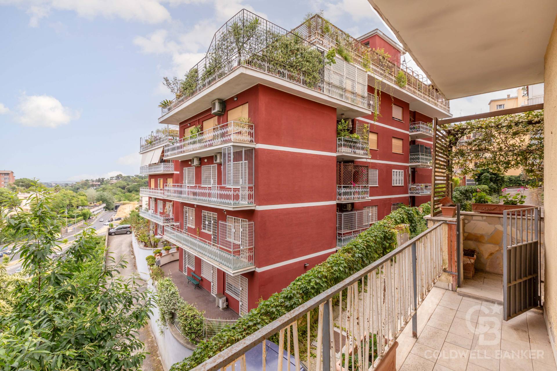 Roma, Roma, 00100, IT, 3 Bedrooms Bedrooms, ,3 BathroomsBathrooms,Residential,For Sale,1932847