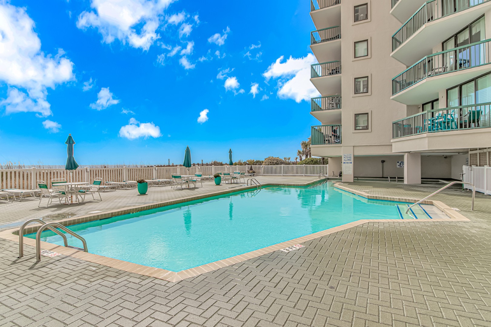 North Myrtle Beach, South Carolina, 29582, United States, 4 Bedrooms Bedrooms, ,3 BathroomsBathrooms,Residential,For Sale,1943651