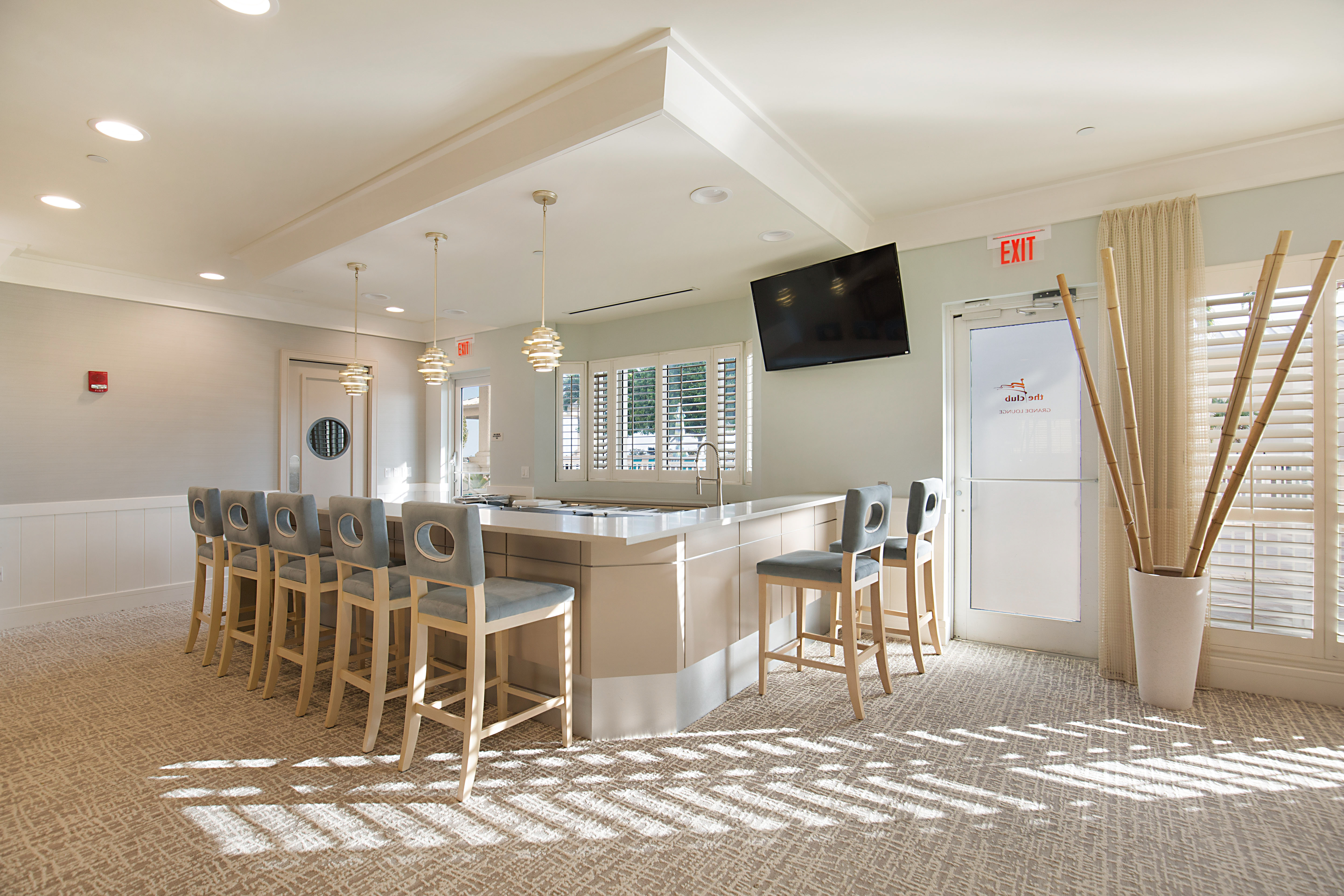  2640 Lake Shore Drive, Riviera Beach, FL, 33404 - 物件實景