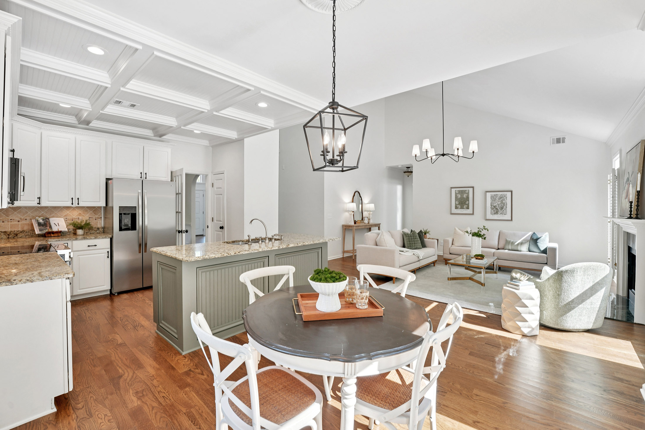  Beautifully Renovated Home in Olde Vinings Mill Neighborhood - 物件實景