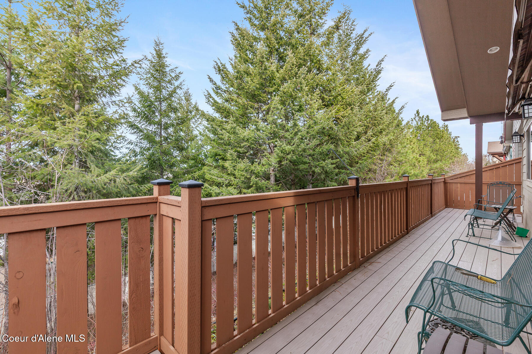 Coeur d'Alene, Idaho, 83815, United States, 2 Bedrooms Bedrooms, ,3 BathroomsBathrooms,Residential,For Sale,2010057