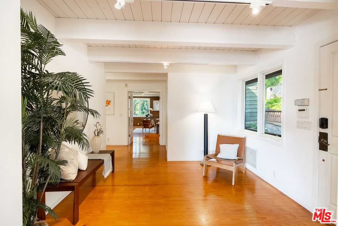 Topanga, California, 90290, United States, 4 Bedrooms Bedrooms, ,5 BathroomsBathrooms,Residential,For Sale,1796839