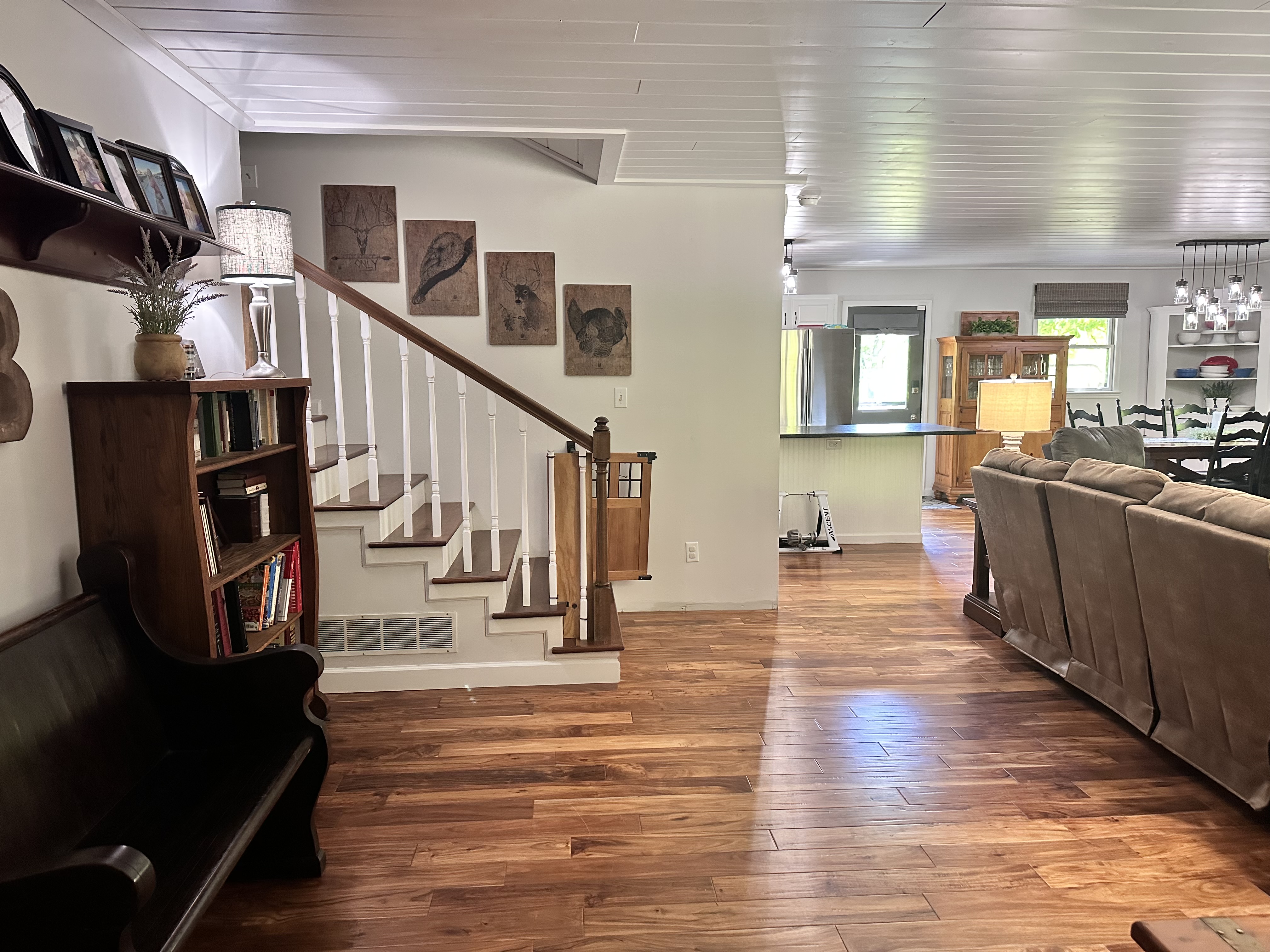 Shepherdsville, Kentucky, 40165, United States, 3 Bedrooms Bedrooms, ,2 BathroomsBathrooms,Residential,For Sale,1944660