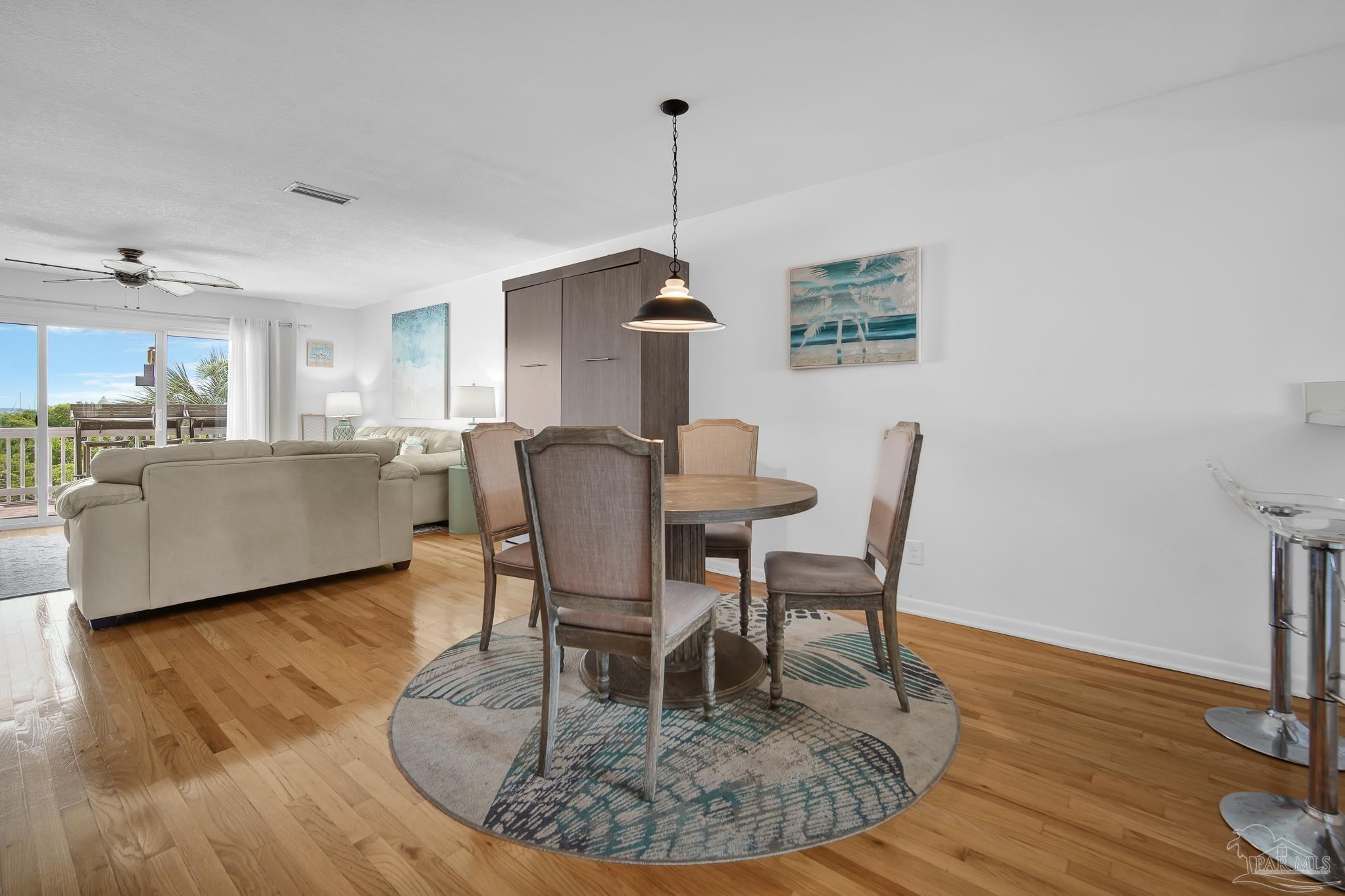 Navarre Beach, Florida, 32566, United States, 2 Bedrooms Bedrooms, ,3 BathroomsBathrooms,Residential,For Sale,1968744